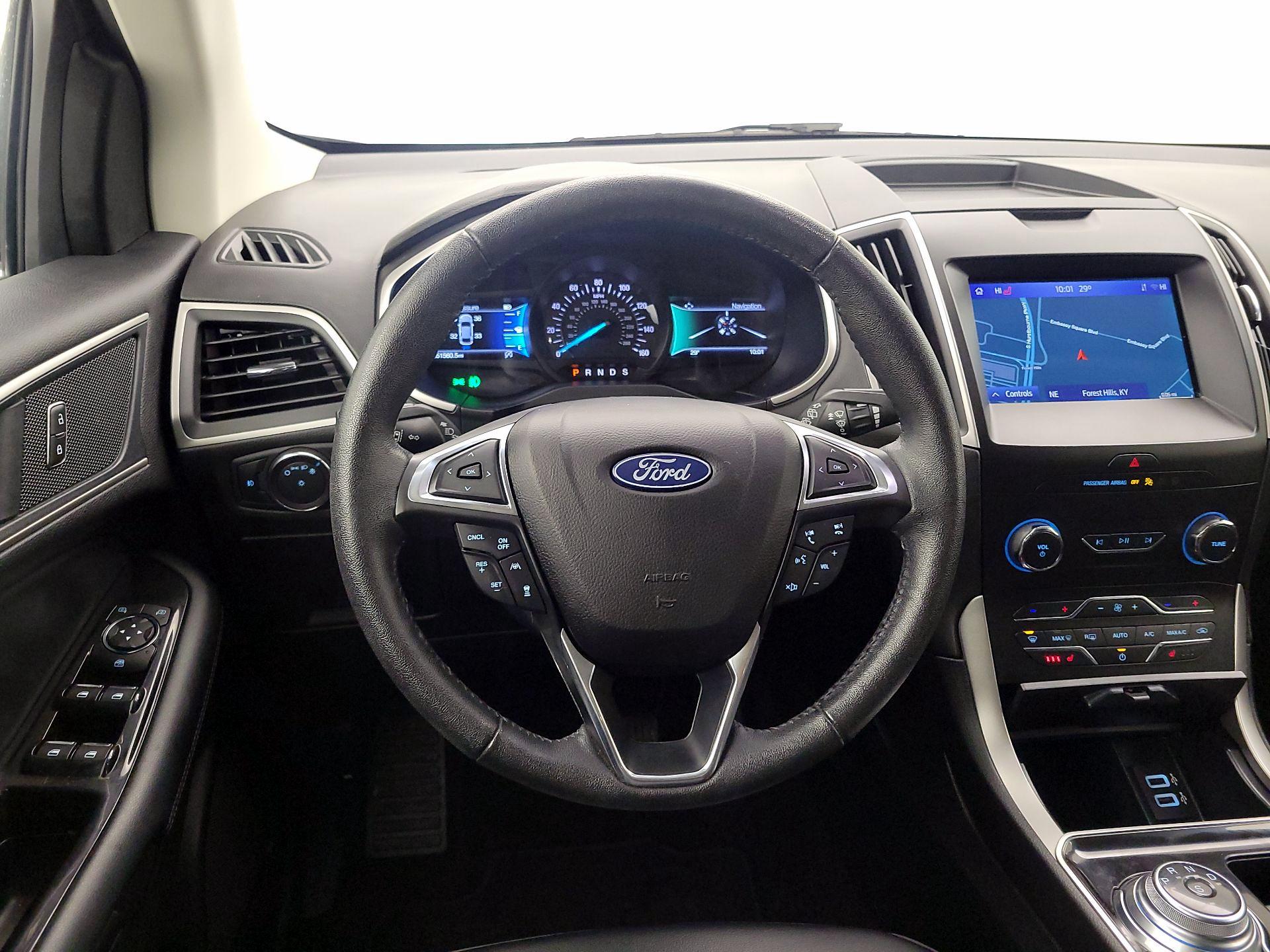 Thumbnail: 2020 Ford Edge - 10