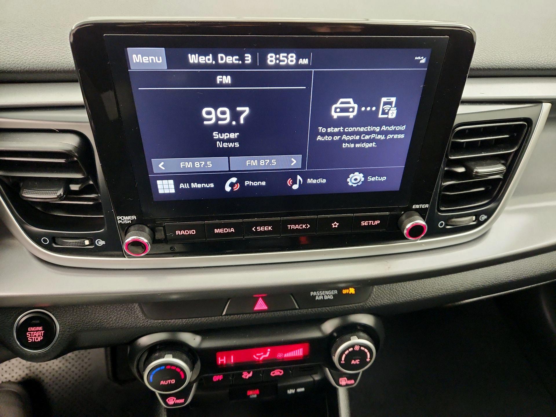 Thumbnail: 2023 Kia Rio - 15