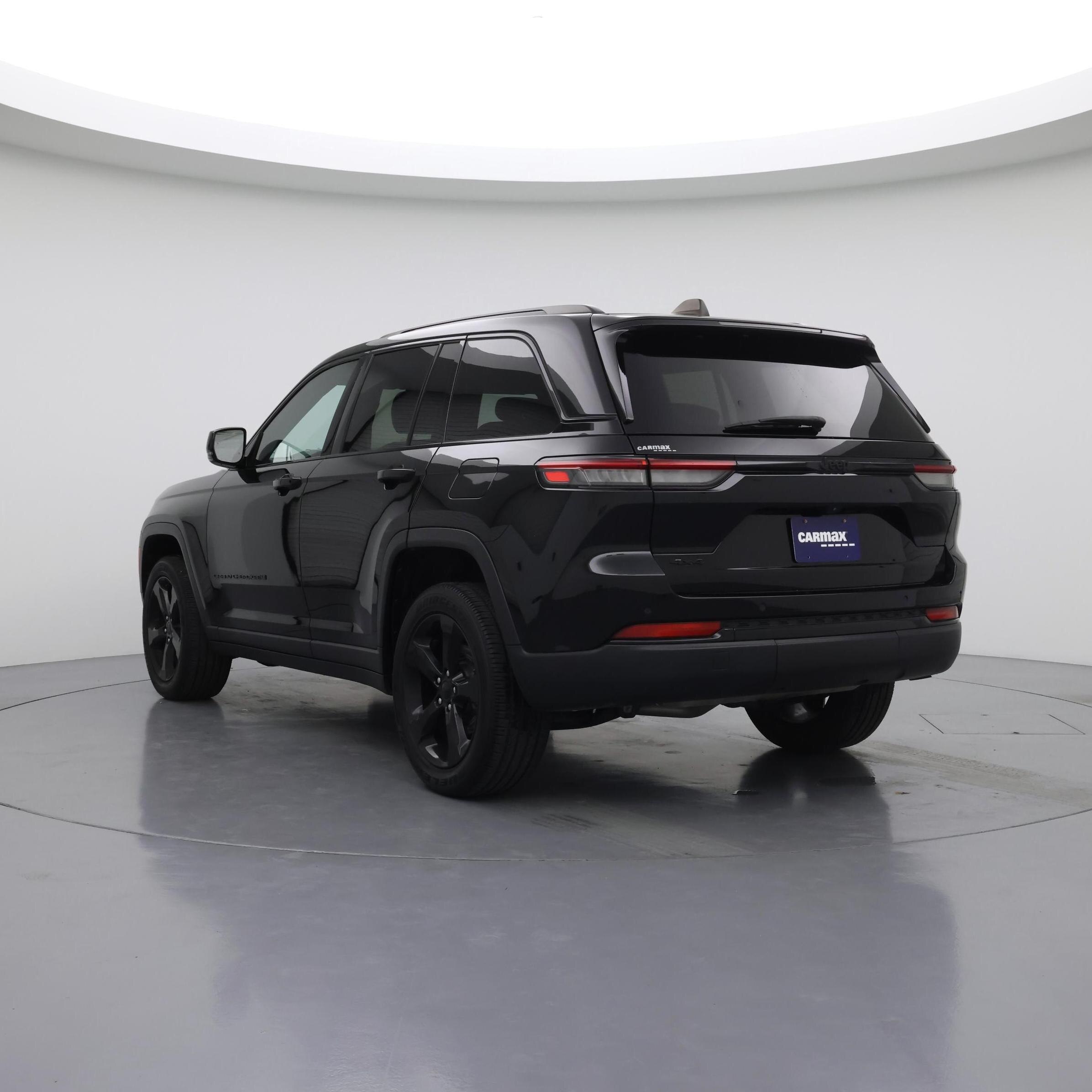 Thumbnail: 2023 Jeep Grand Cherokee - 2