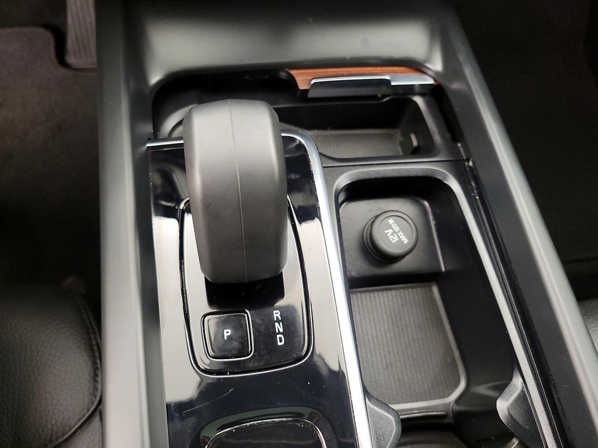 Thumbnail: 2023 Volvo XC60 - 18