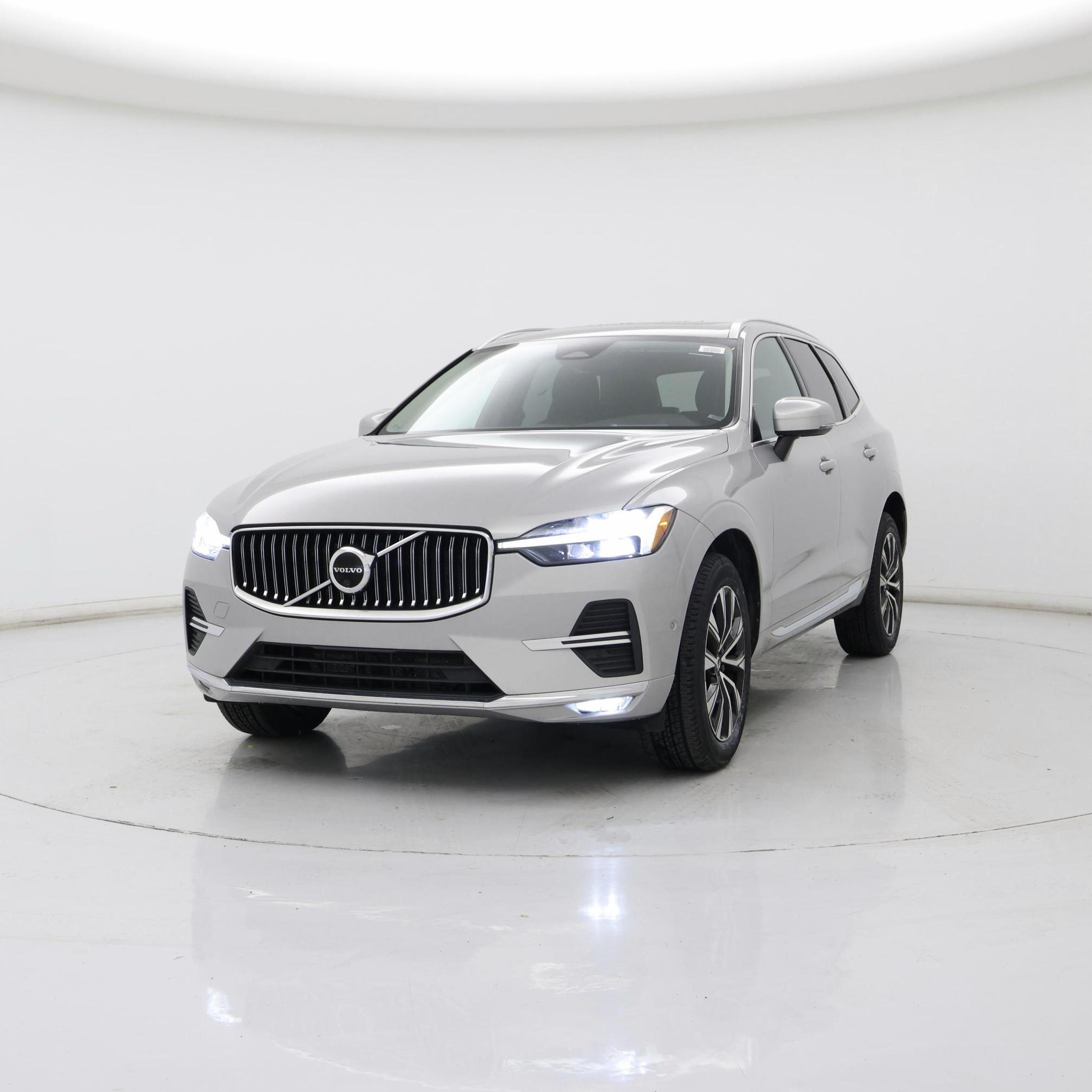 Thumbnail: 2023 Volvo XC60 - 4