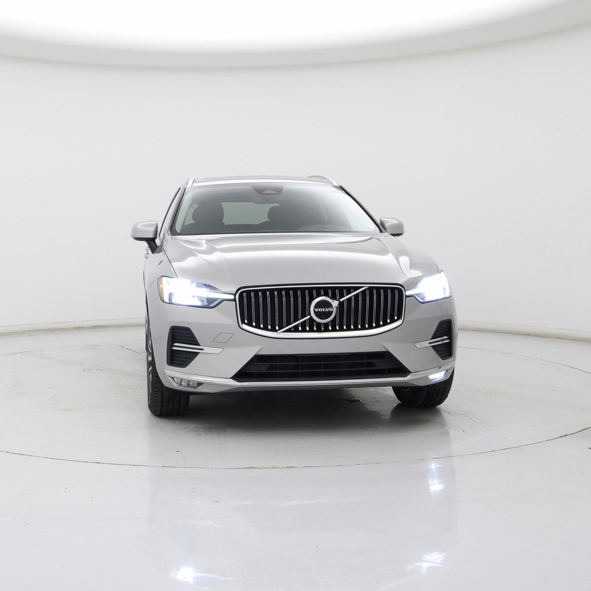 Thumbnail: 2023 Volvo XC60 - 5