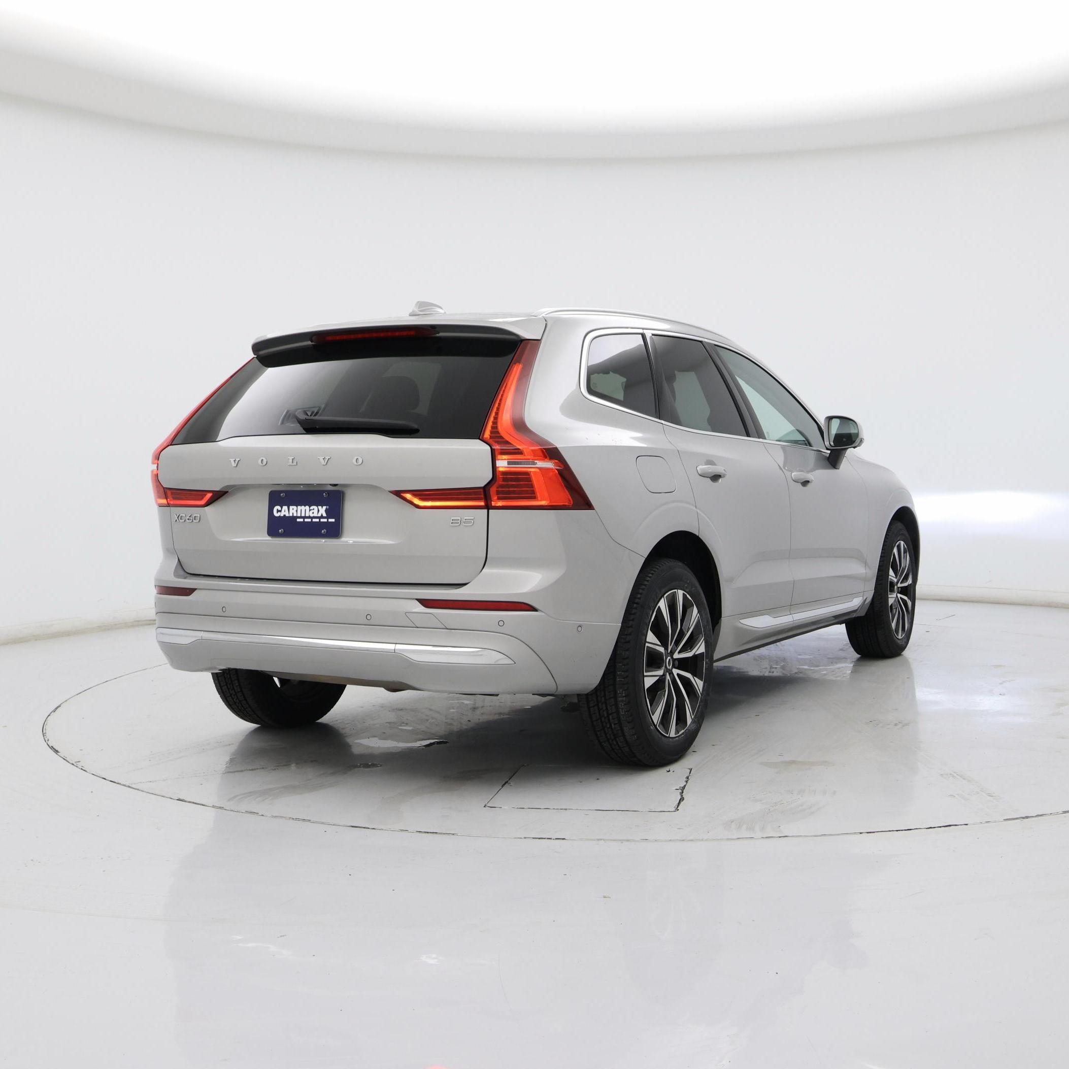 Thumbnail: 2023 Volvo XC60 - 8