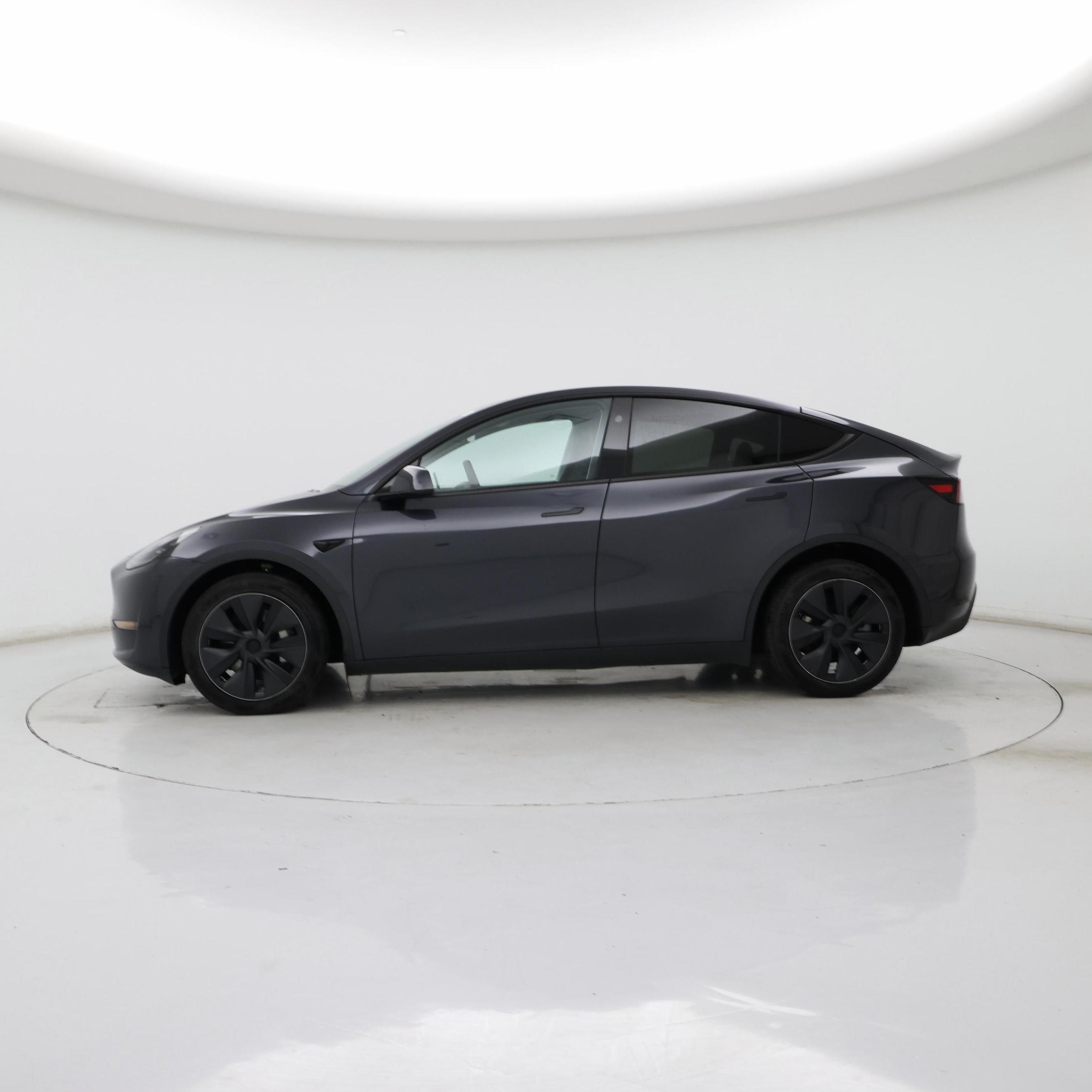 Thumbnail: 2025 Tesla Model Y - 3