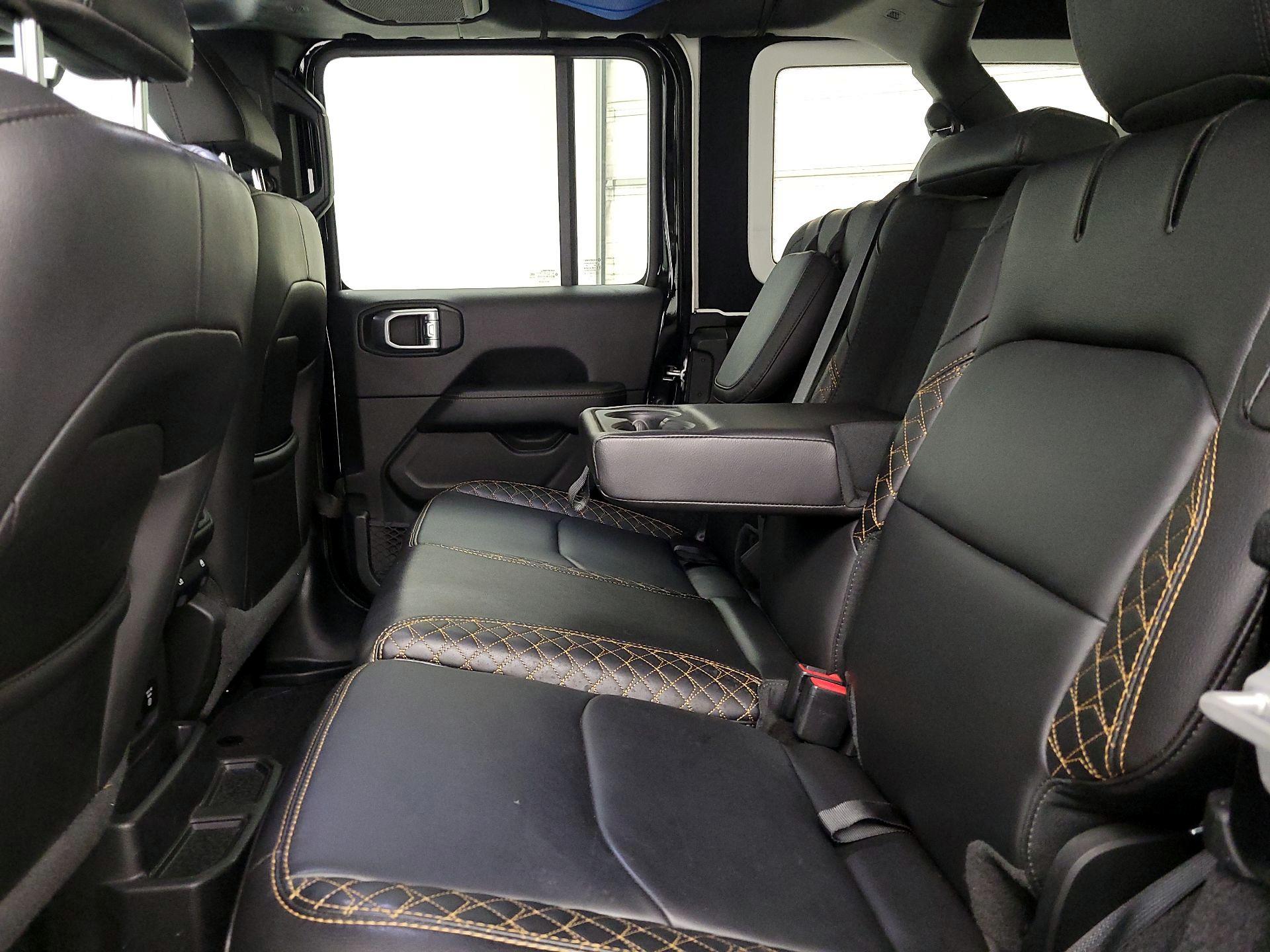 Thumbnail: 2021 Jeep Wrangler - 19