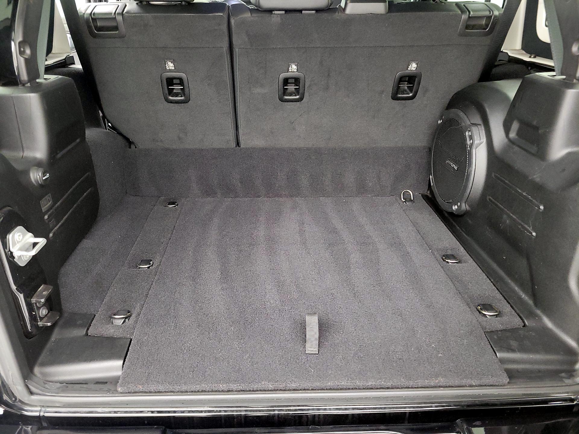 Thumbnail: 2021 Jeep Wrangler - 20