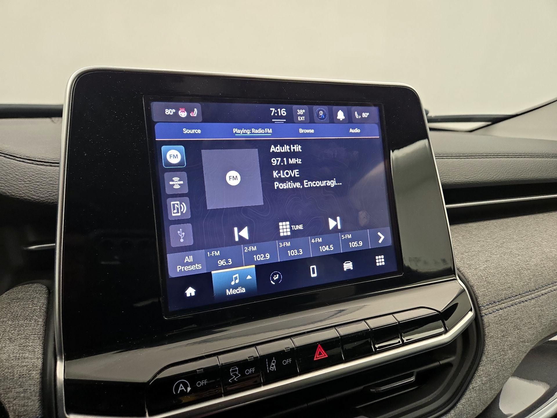 Thumbnail: 2022 Jeep Compass - 15