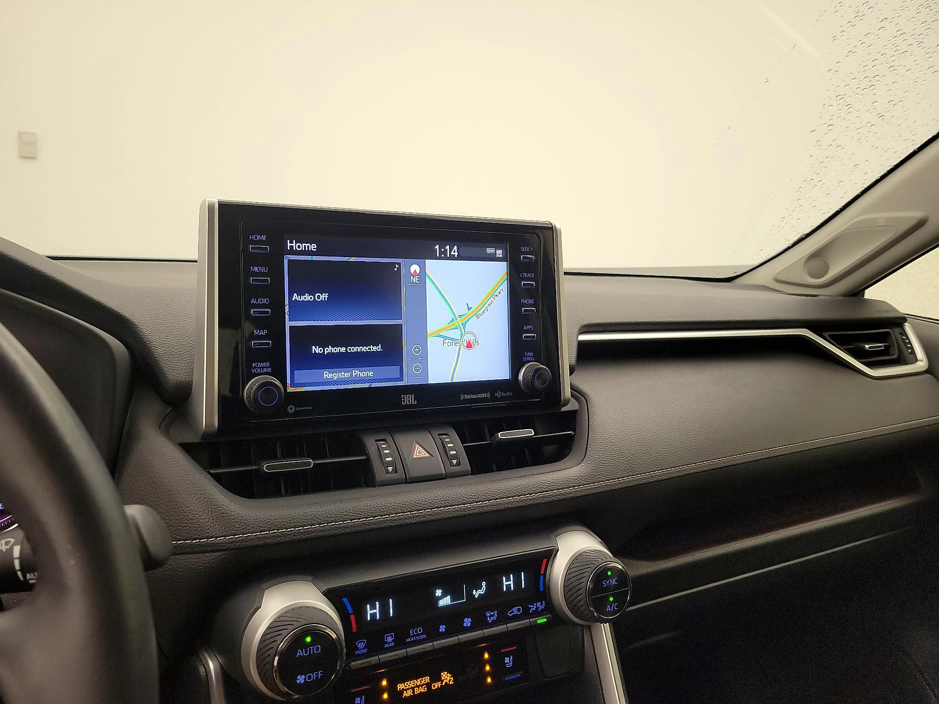 Thumbnail: 2020 Toyota RAV4 - 14