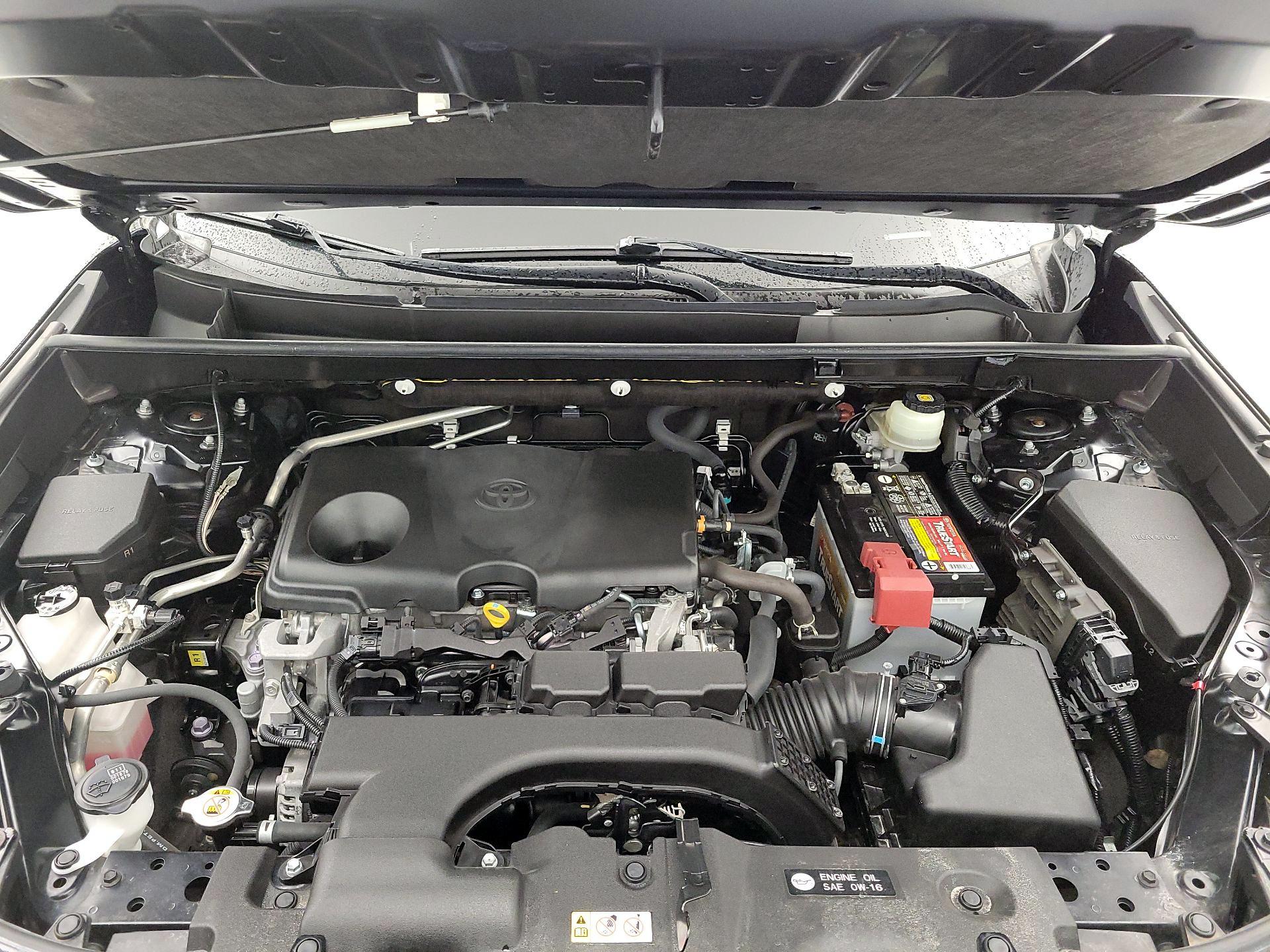 Thumbnail: 2020 Toyota RAV4 - 19