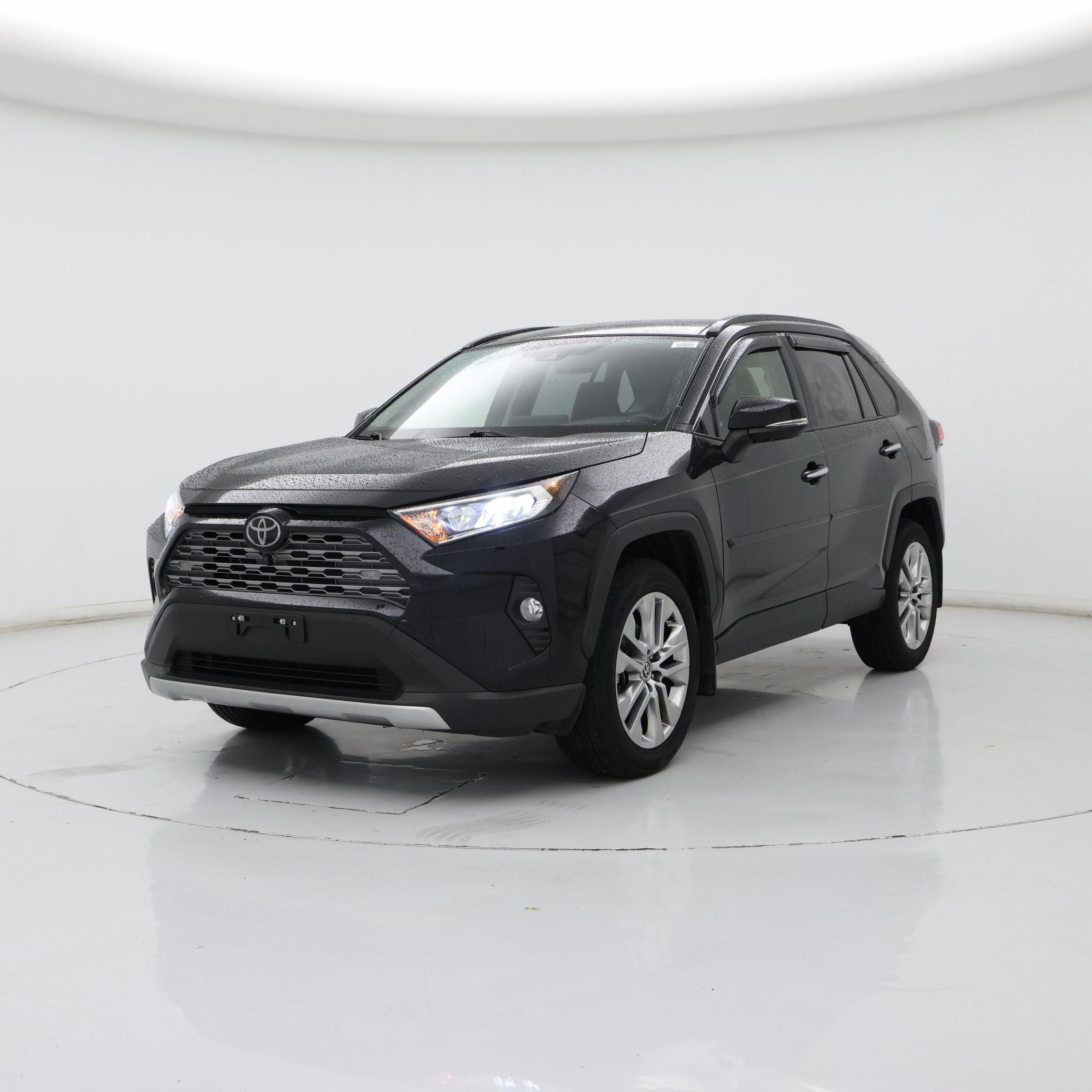 Thumbnail: 2020 Toyota RAV4 - 4