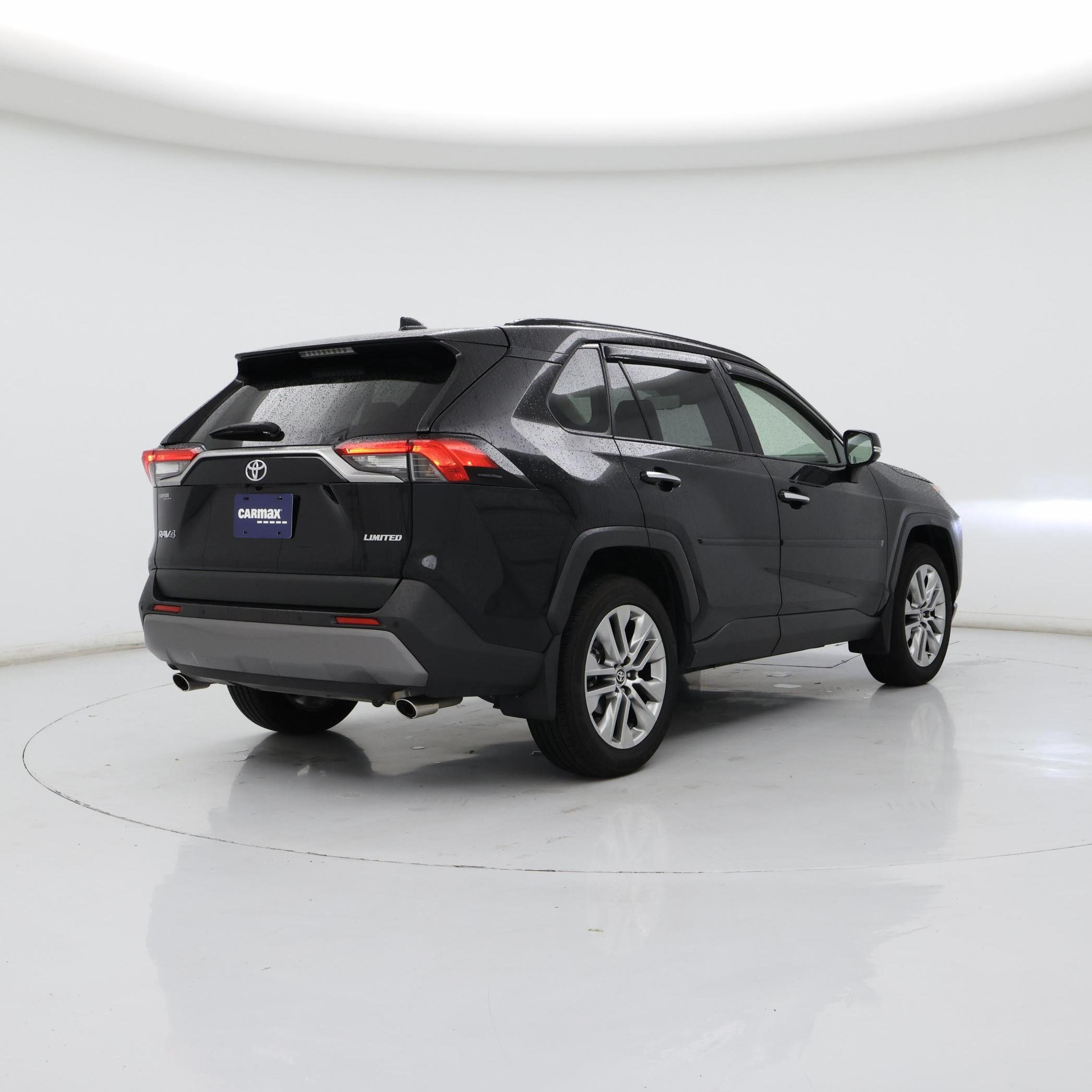 Thumbnail: 2020 Toyota RAV4 - 8