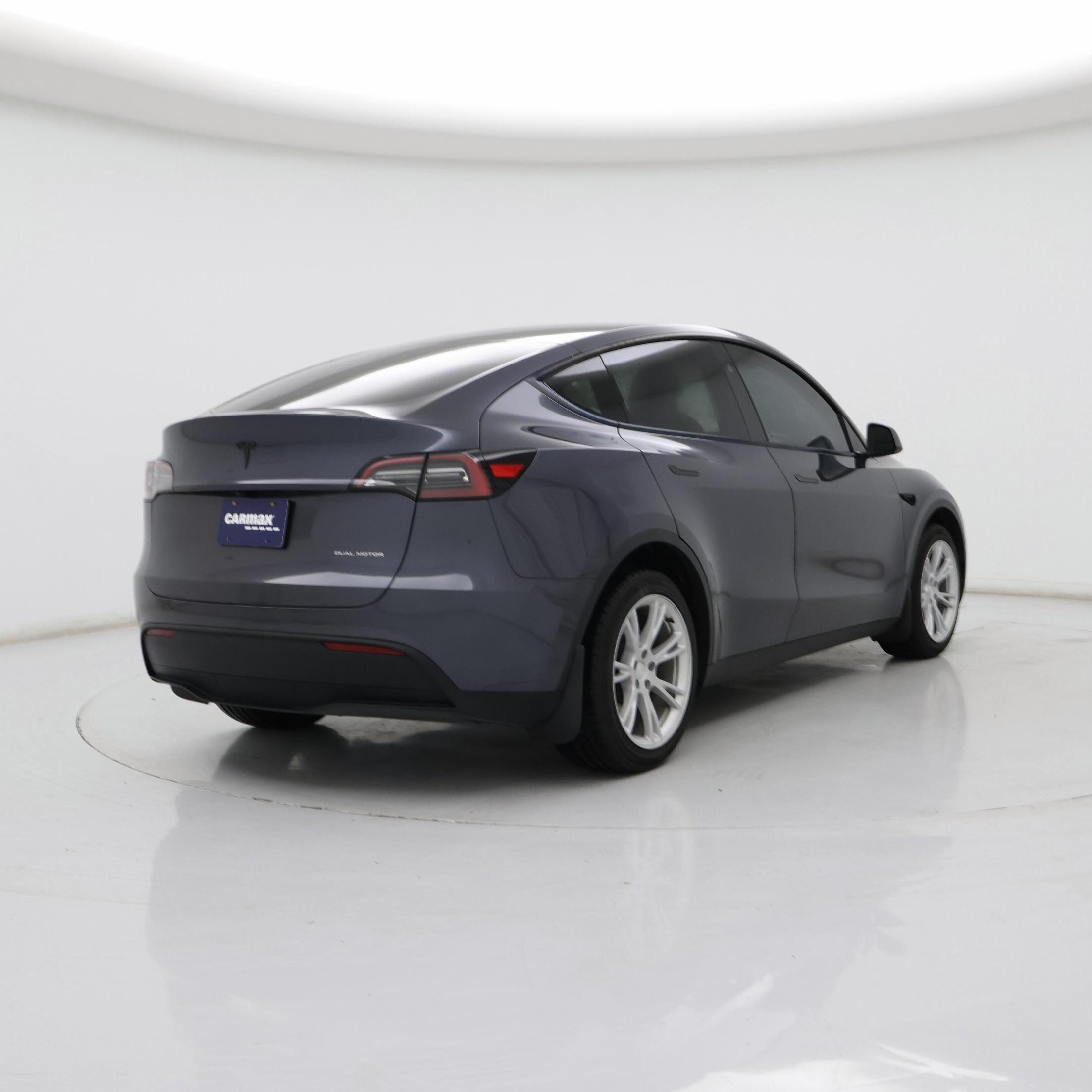 Thumbnail: 2023 Tesla Model Y - 8