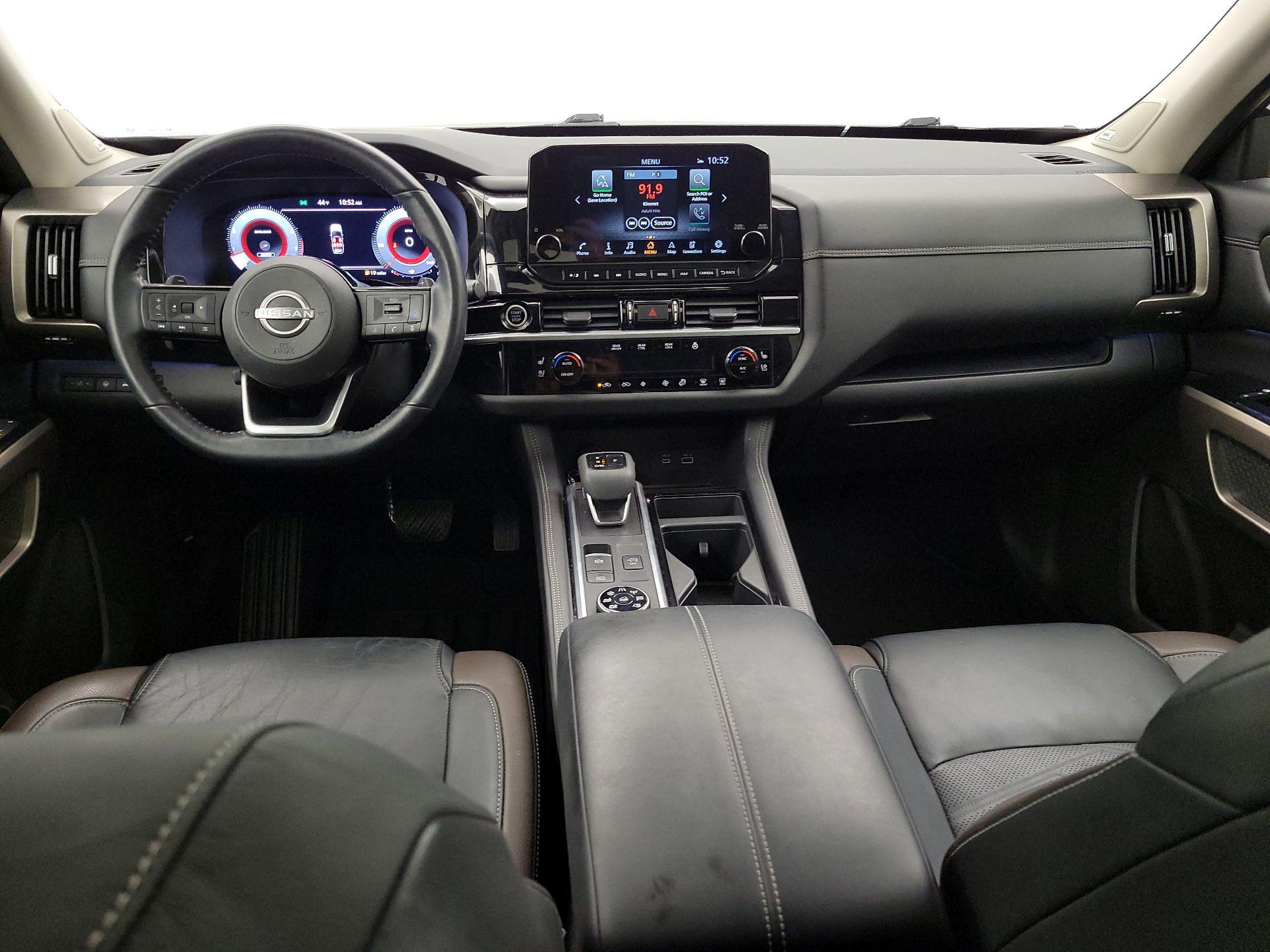 Thumbnail: 2022 Nissan Pathfinder - 9