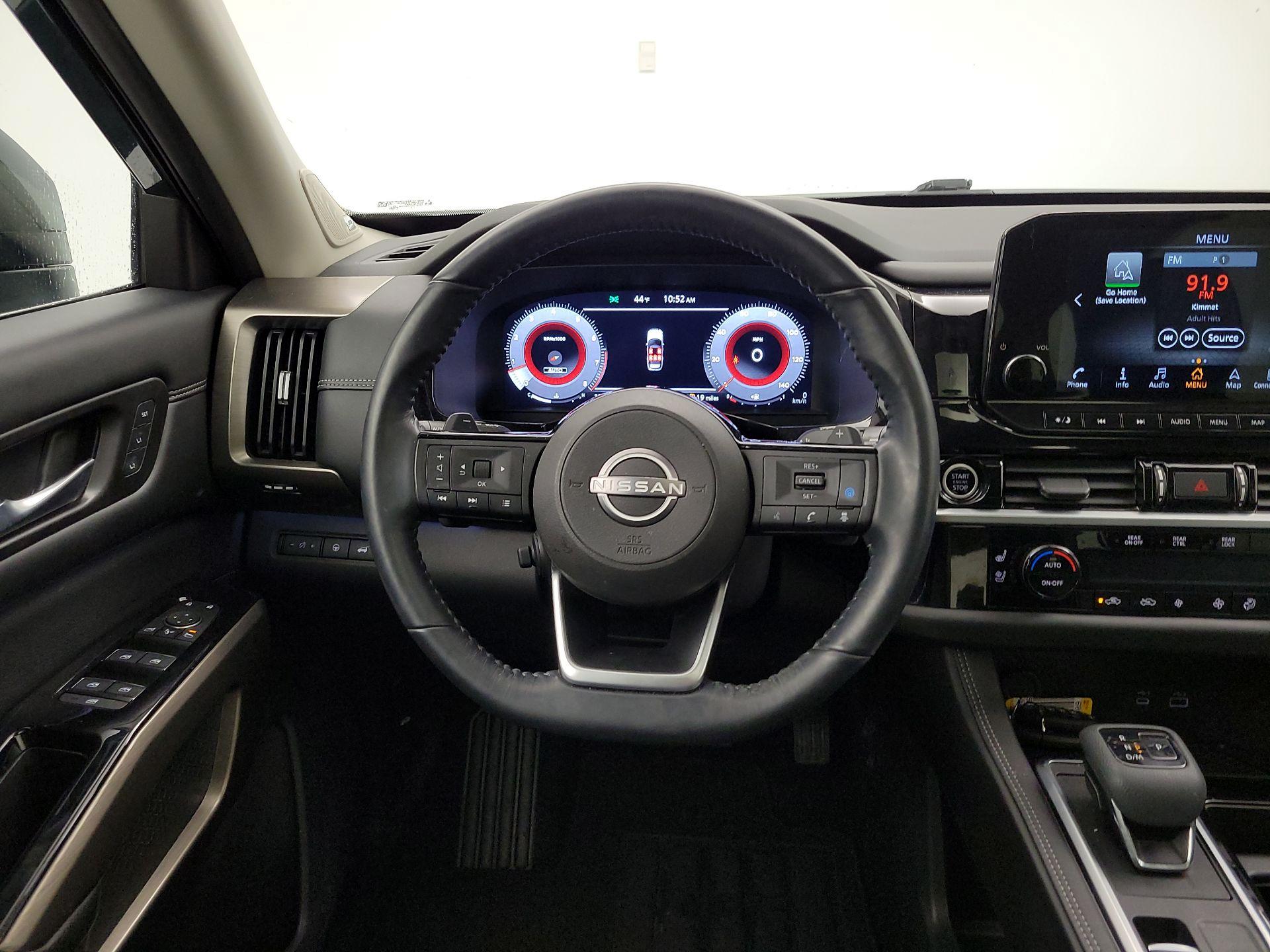 Thumbnail: 2022 Nissan Pathfinder - 10