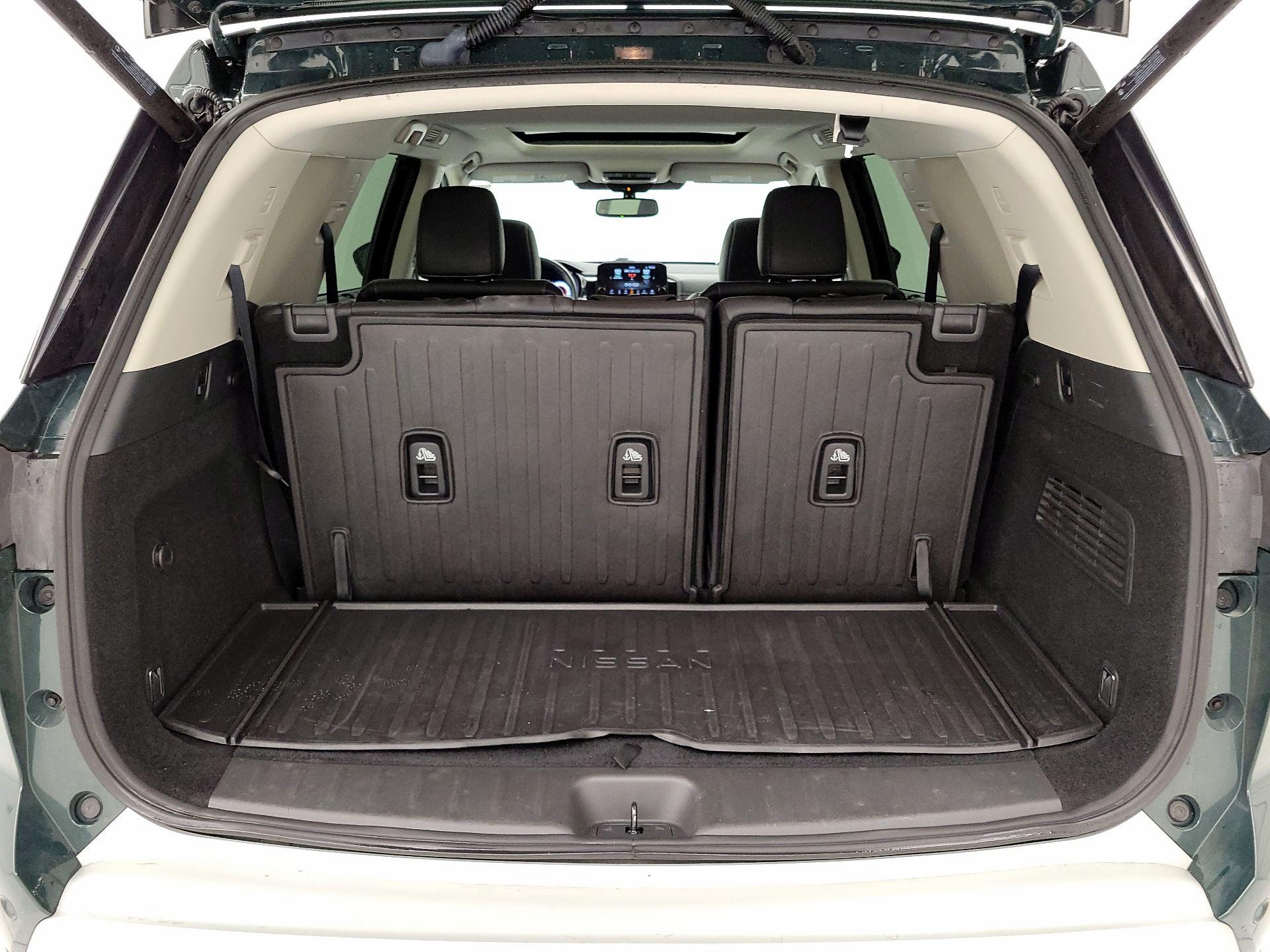 Thumbnail: 2022 Nissan Pathfinder - 18