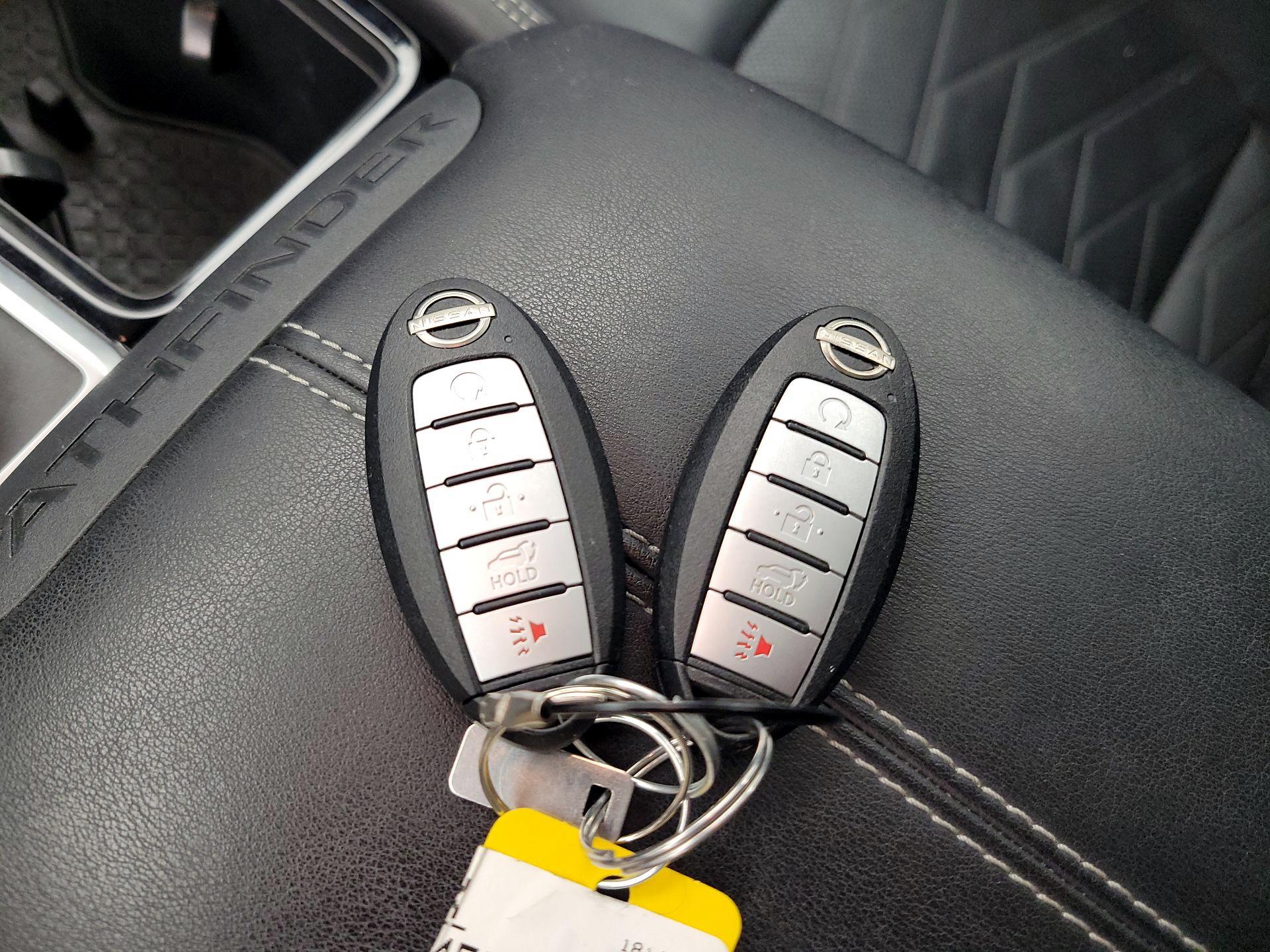 Thumbnail: 2022 Nissan Pathfinder - 20