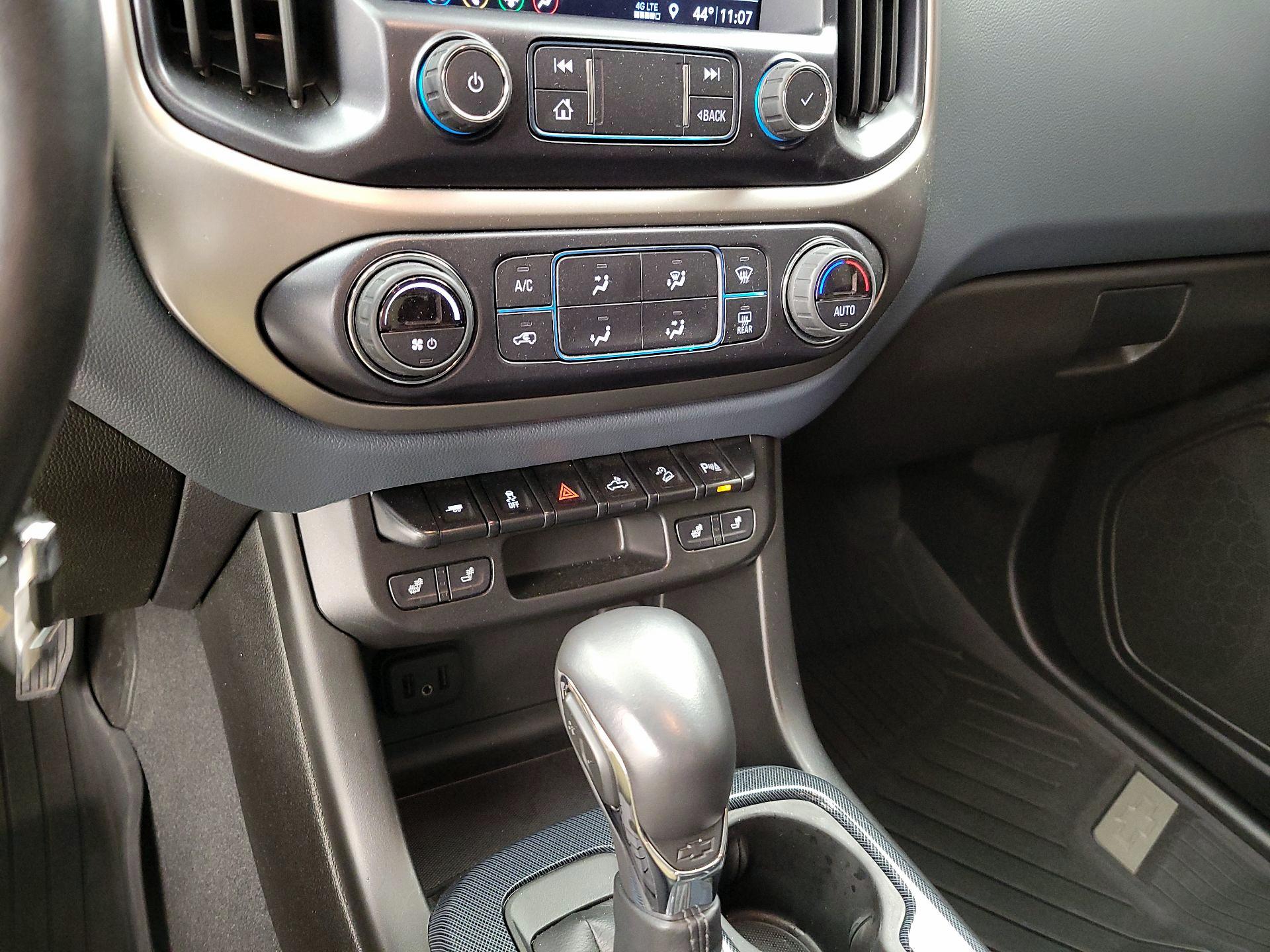 Thumbnail: 2022 Chevrolet Colorado - 15