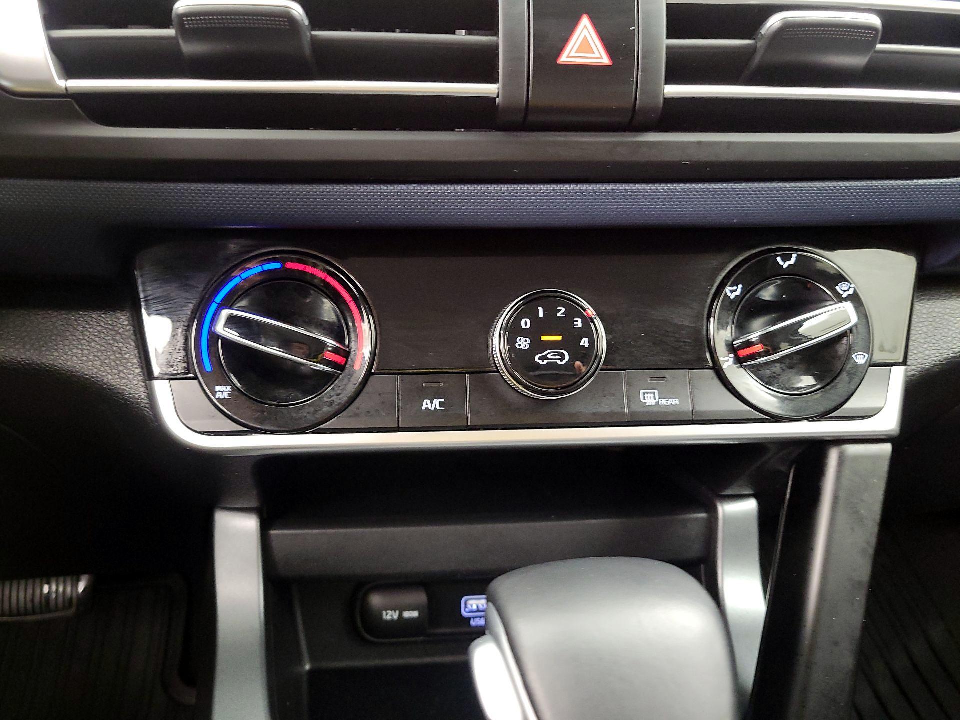 Thumbnail: 2021 Kia Seltos - 16