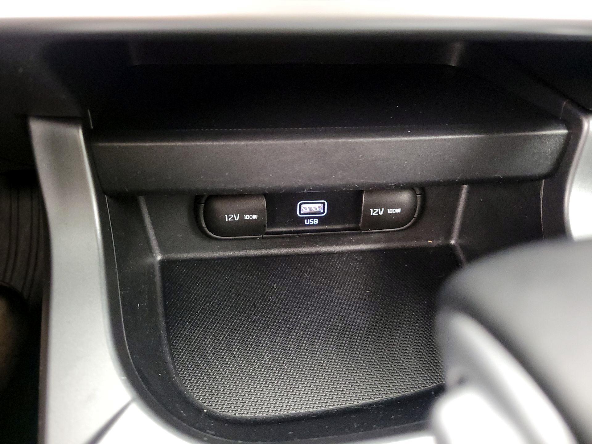 Thumbnail: 2021 Kia Seltos - 18