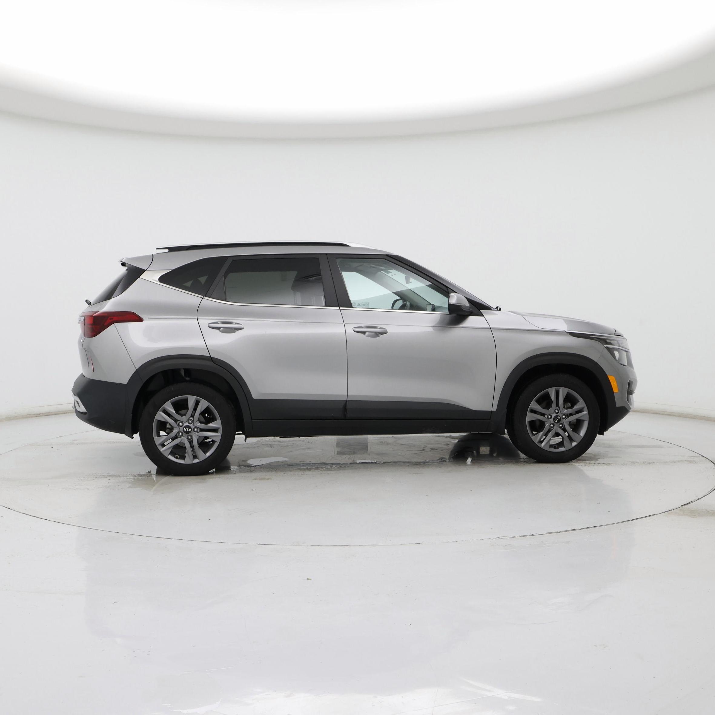 Thumbnail: 2021 Kia Seltos - 7