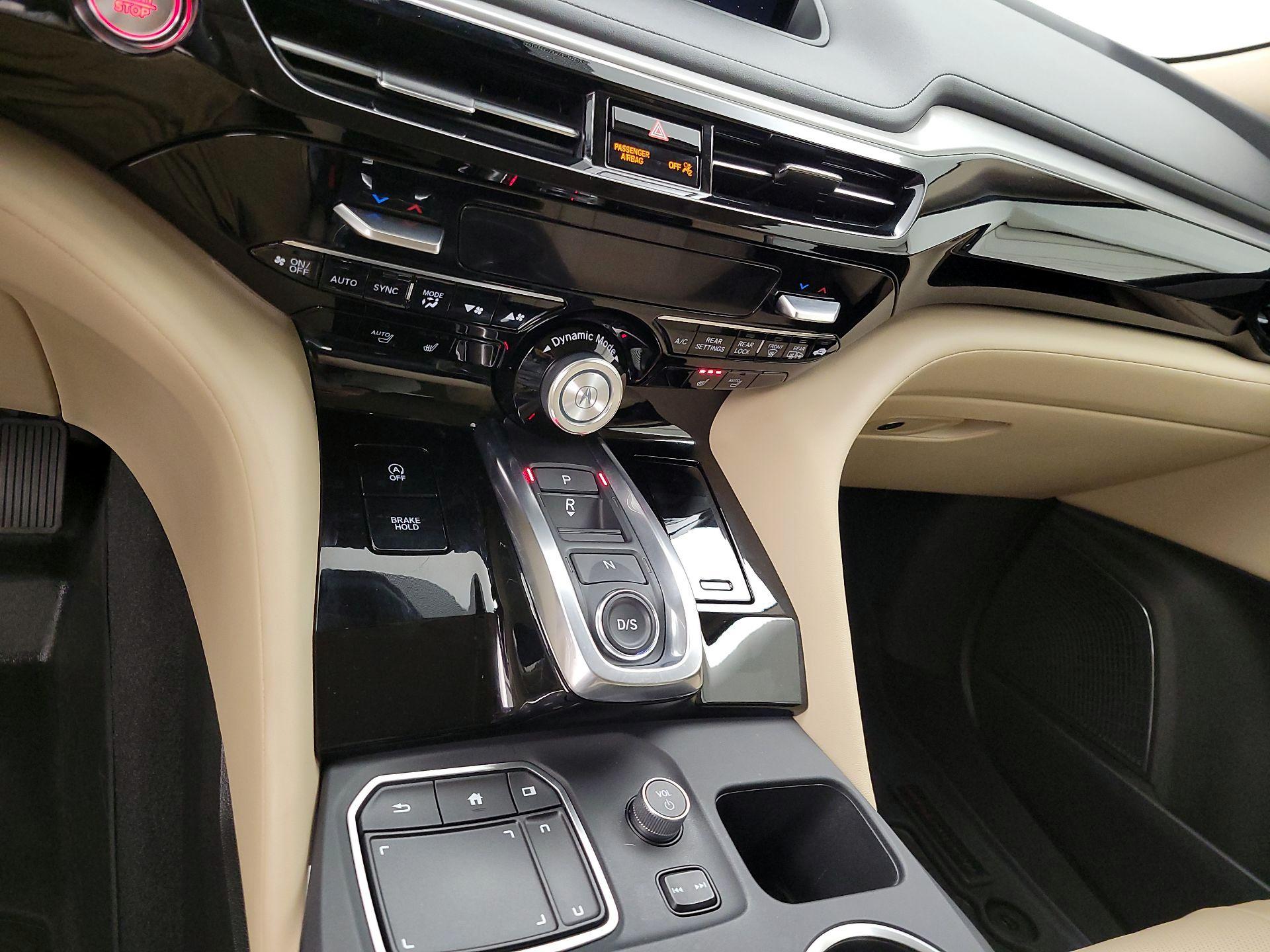 Thumbnail: 2022 Acura MDX - 16