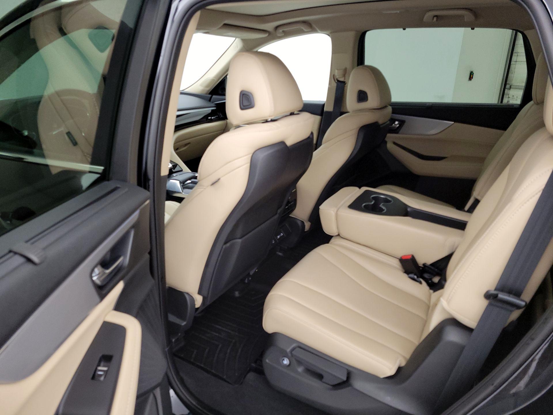 Thumbnail: 2022 Acura MDX - 17