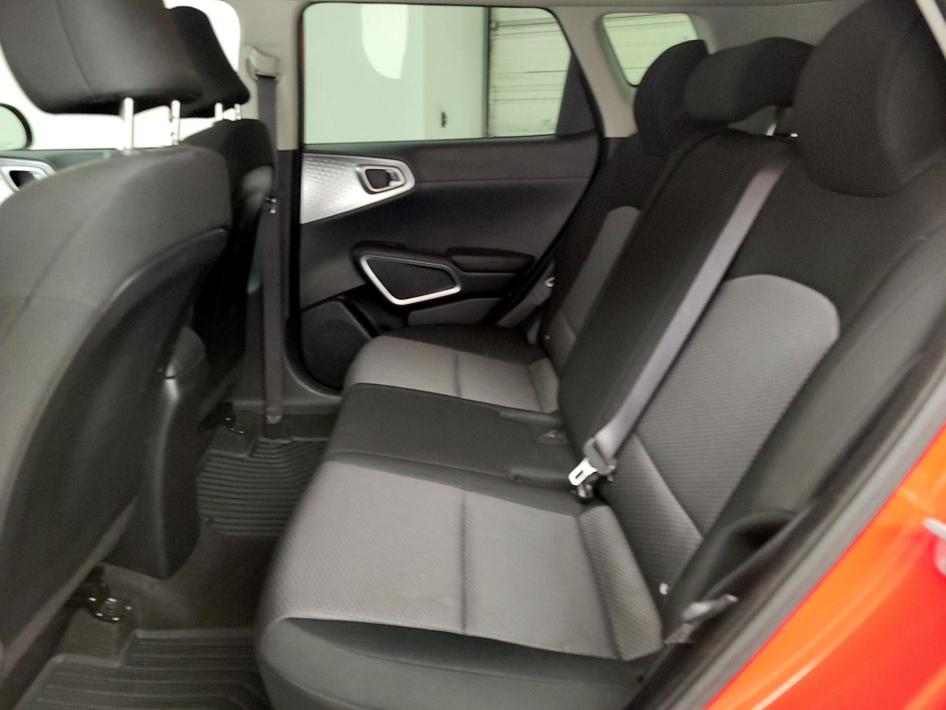 Thumbnail: 2020 Kia Soul - 18