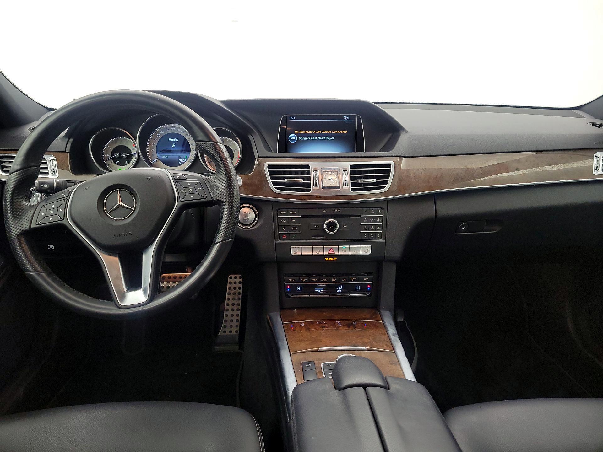 Thumbnail: 2016 Mercedes-Benz E-Class - 9