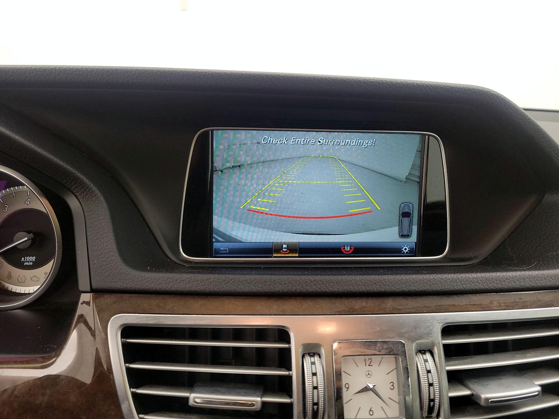 Thumbnail: 2016 Mercedes-Benz E-Class - 14