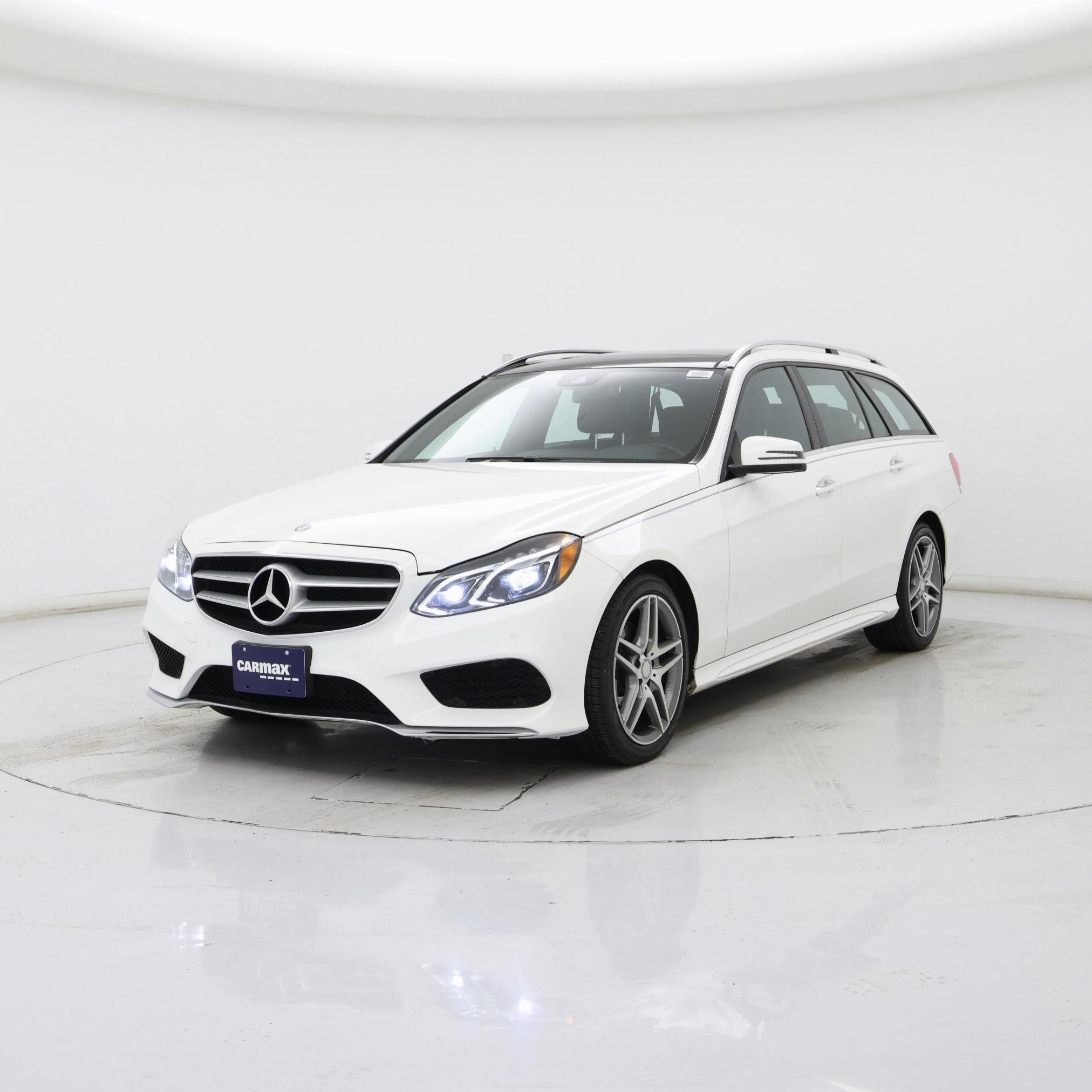 Thumbnail: 2016 Mercedes-Benz E-Class - 4