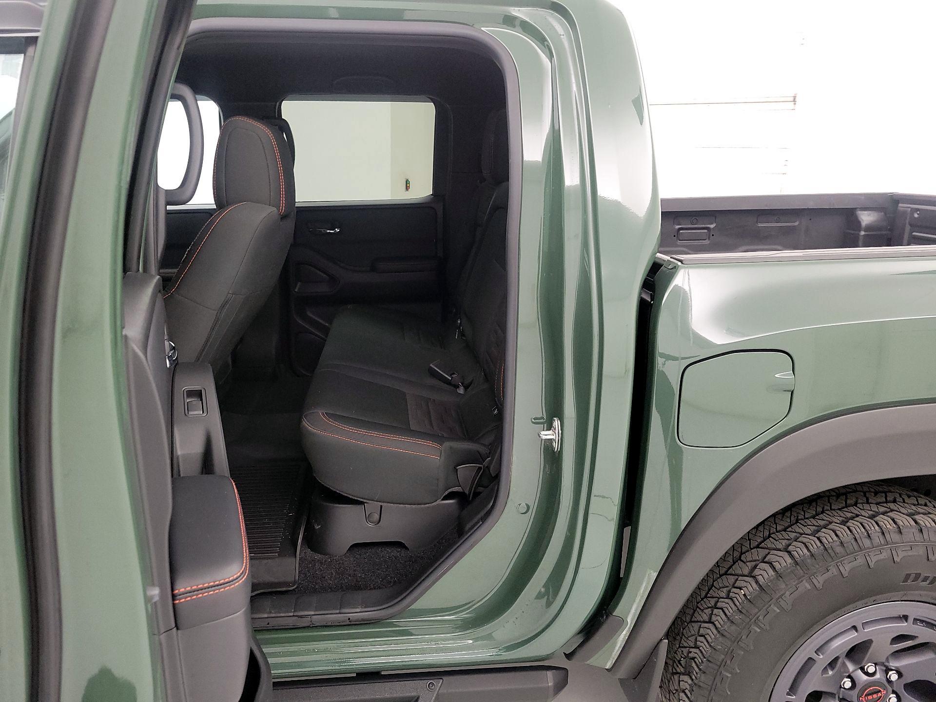 Thumbnail: 2025 Nissan Frontier - 19