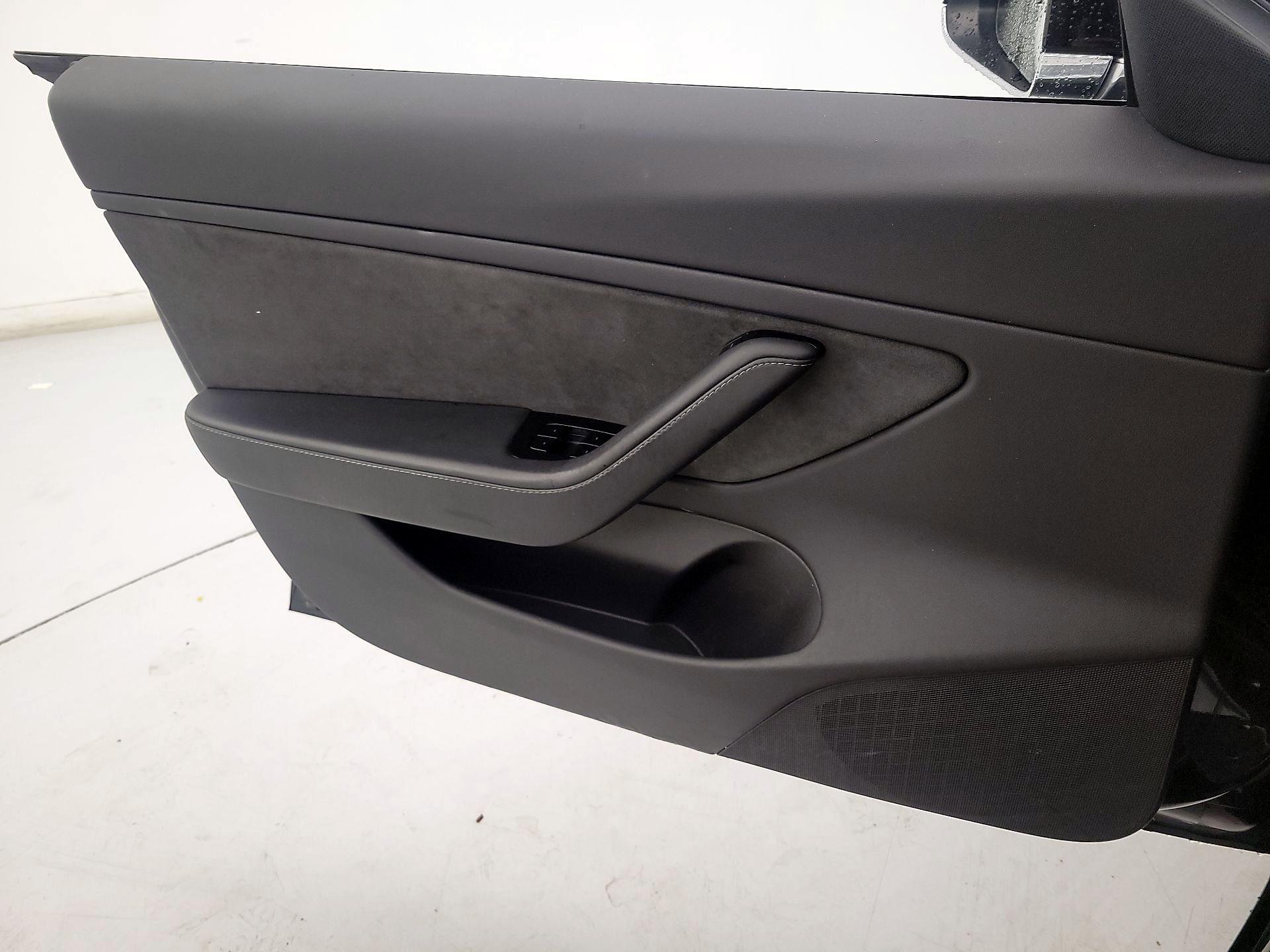 Thumbnail: 2019 Tesla Model 3 - 12