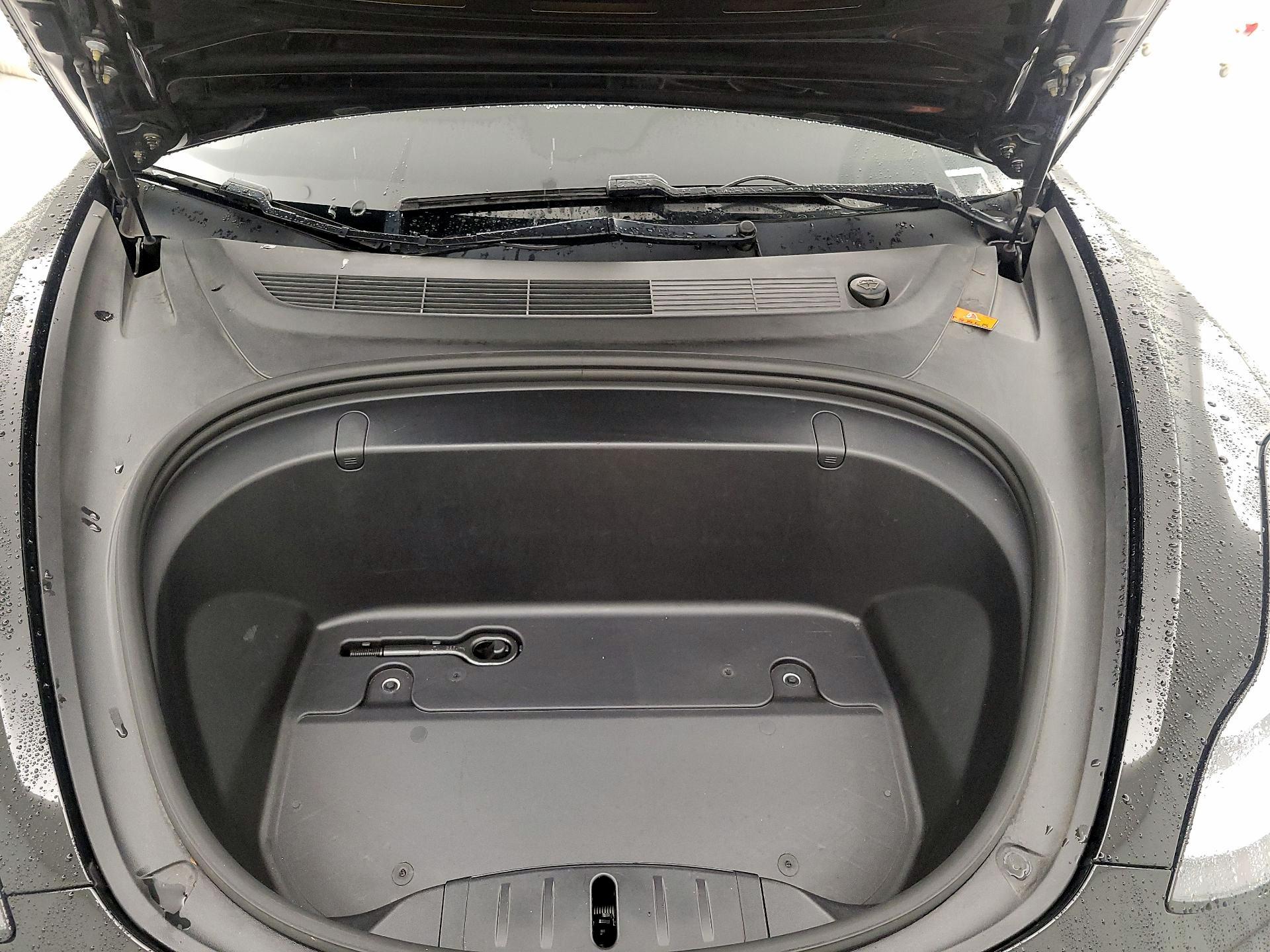 Thumbnail: 2019 Tesla Model 3 - 19