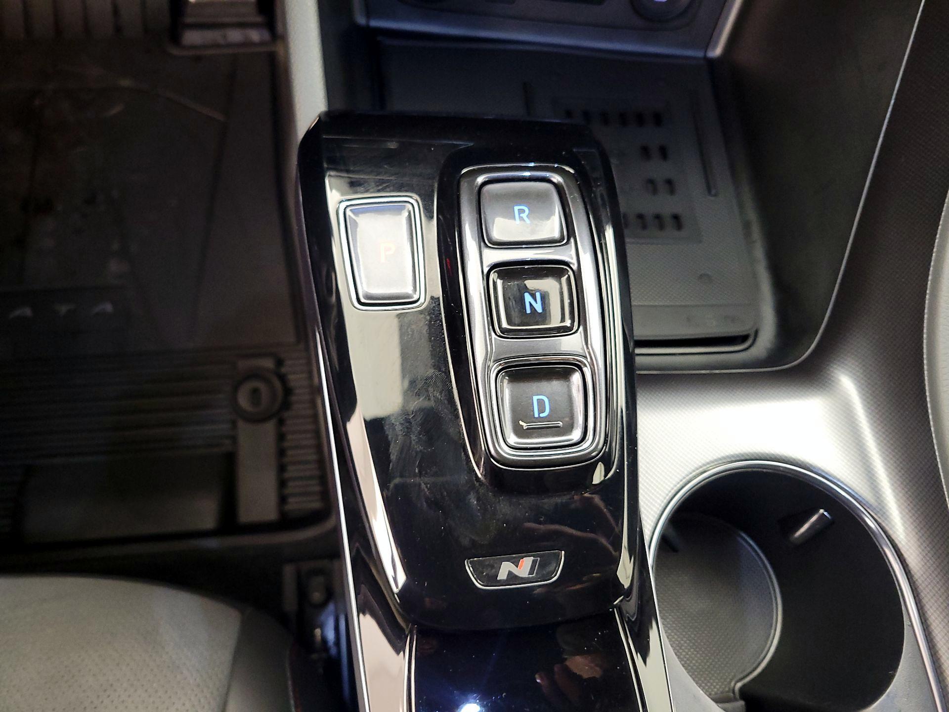 Thumbnail: 2023 Hyundai Sonata - 18