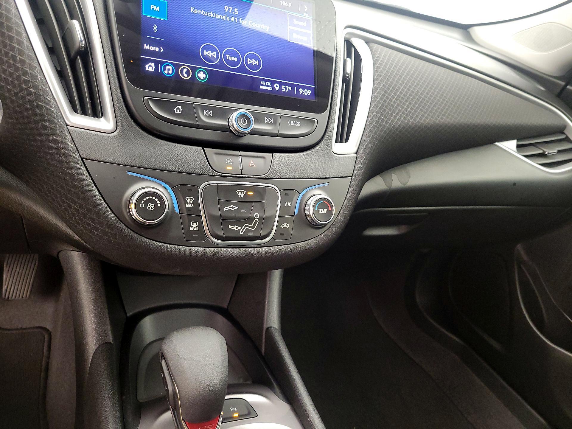 Thumbnail: 2024 Chevrolet Malibu - 15