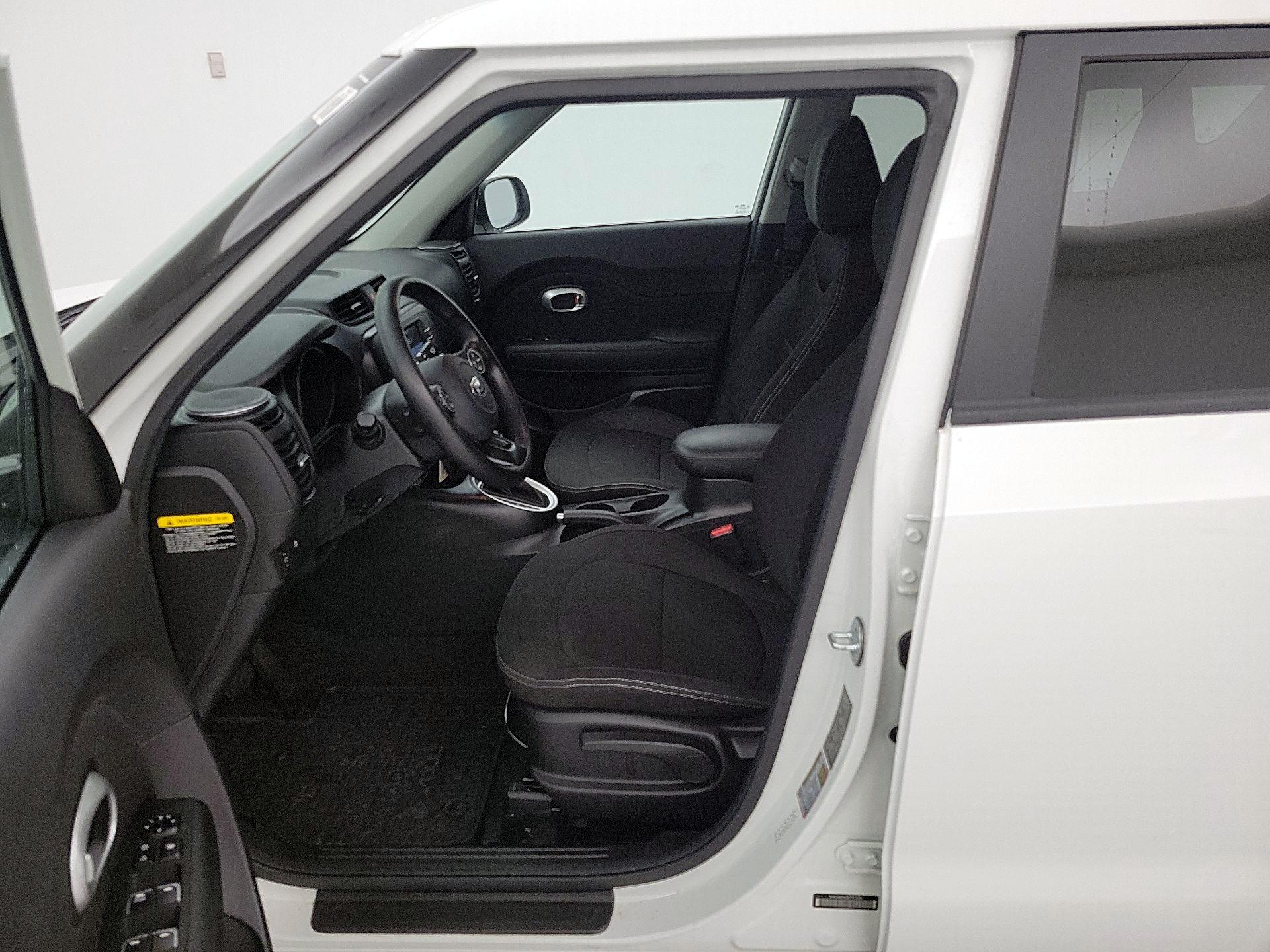 Thumbnail: 2019 Kia Soul - 11