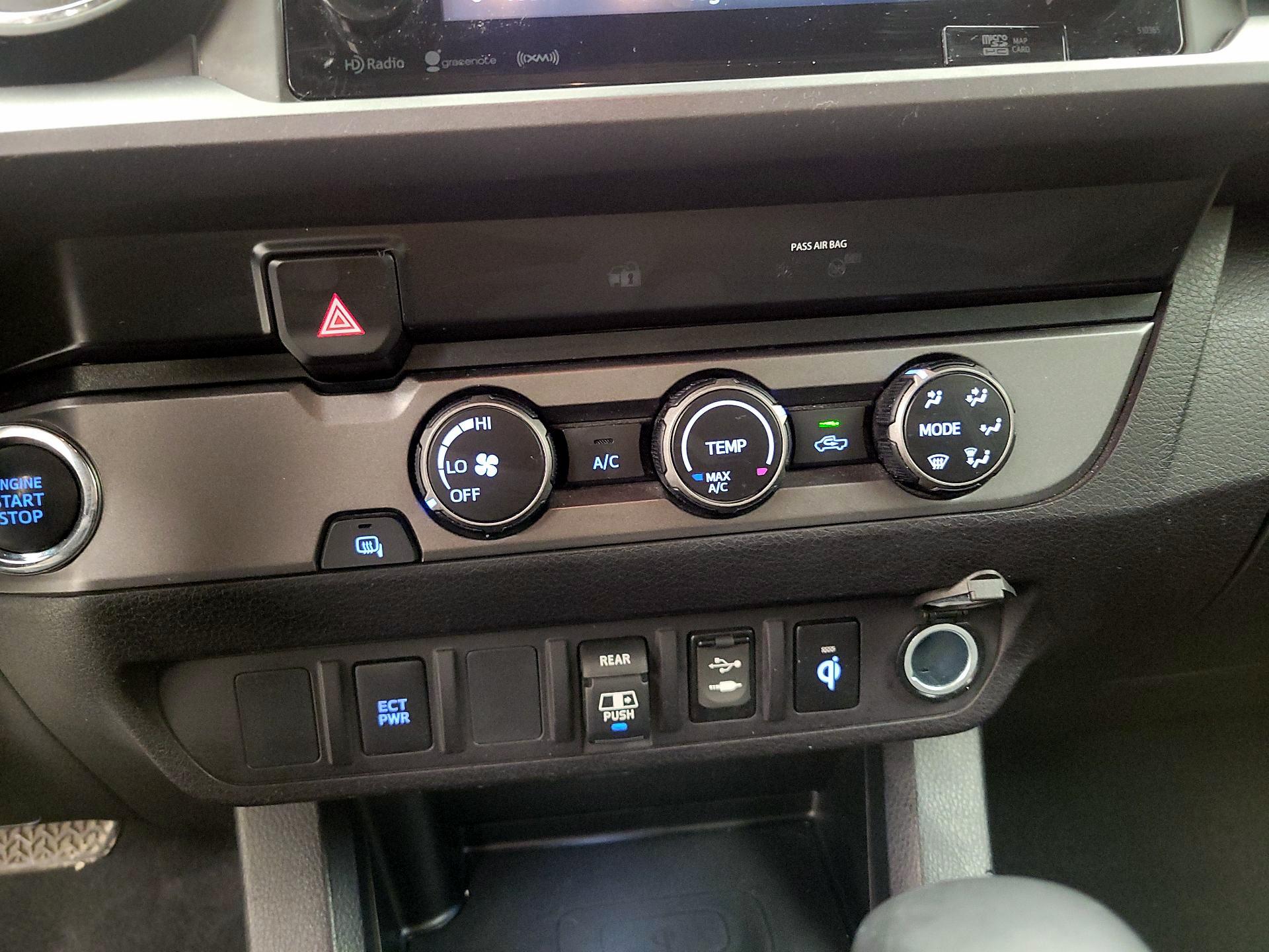 Thumbnail: 2019 Toyota Tacoma - 17