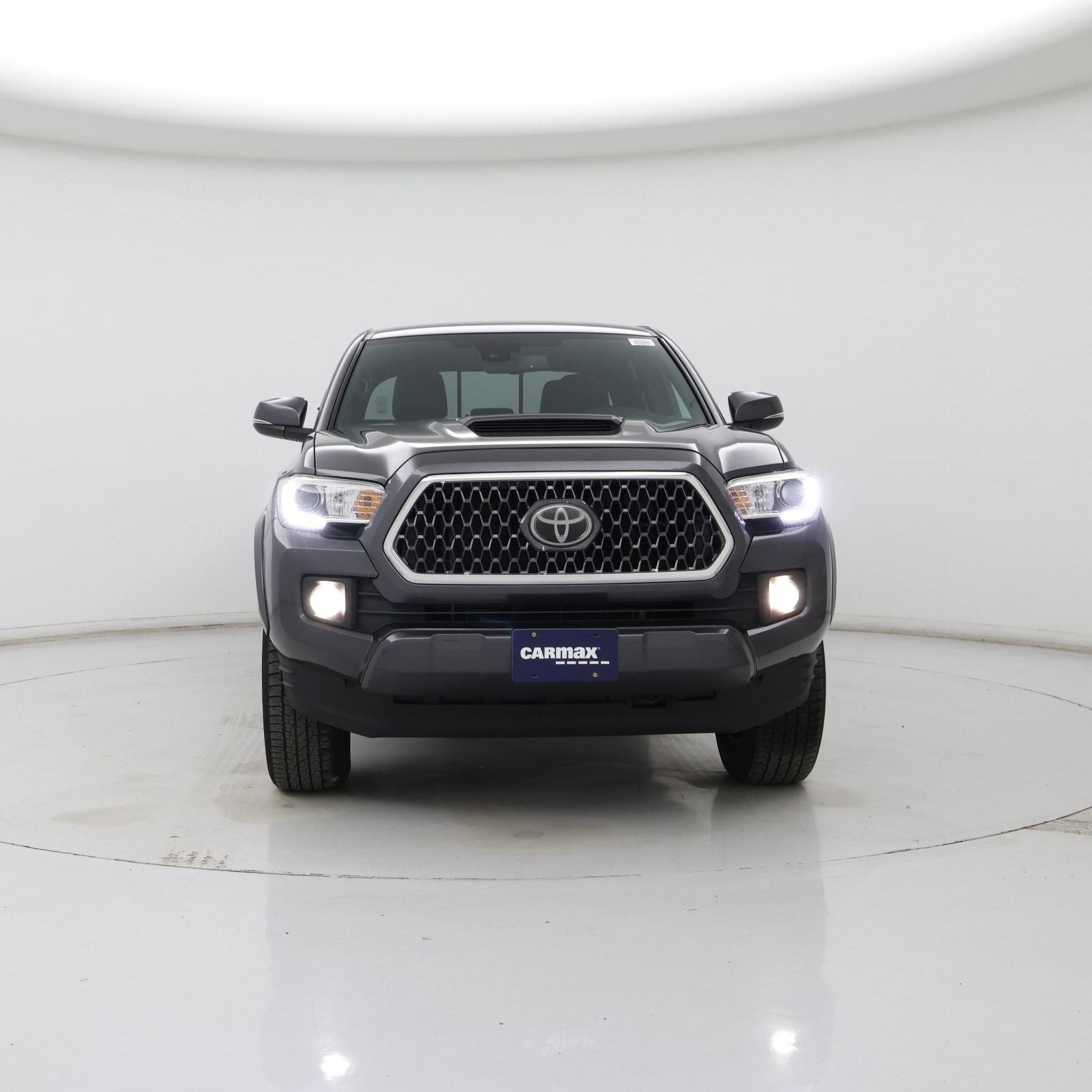 Thumbnail: 2019 Toyota Tacoma - 5