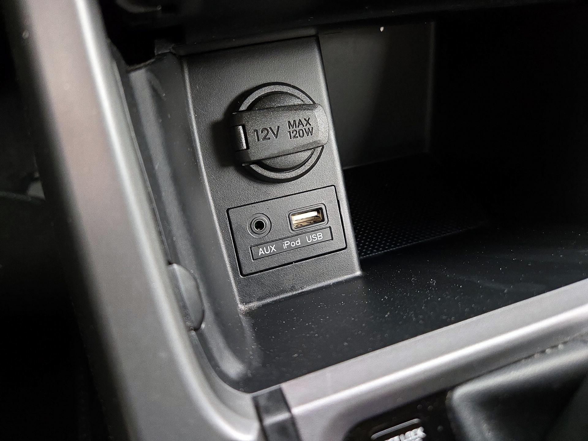 Thumbnail: 2016 Hyundai Elantra - 17