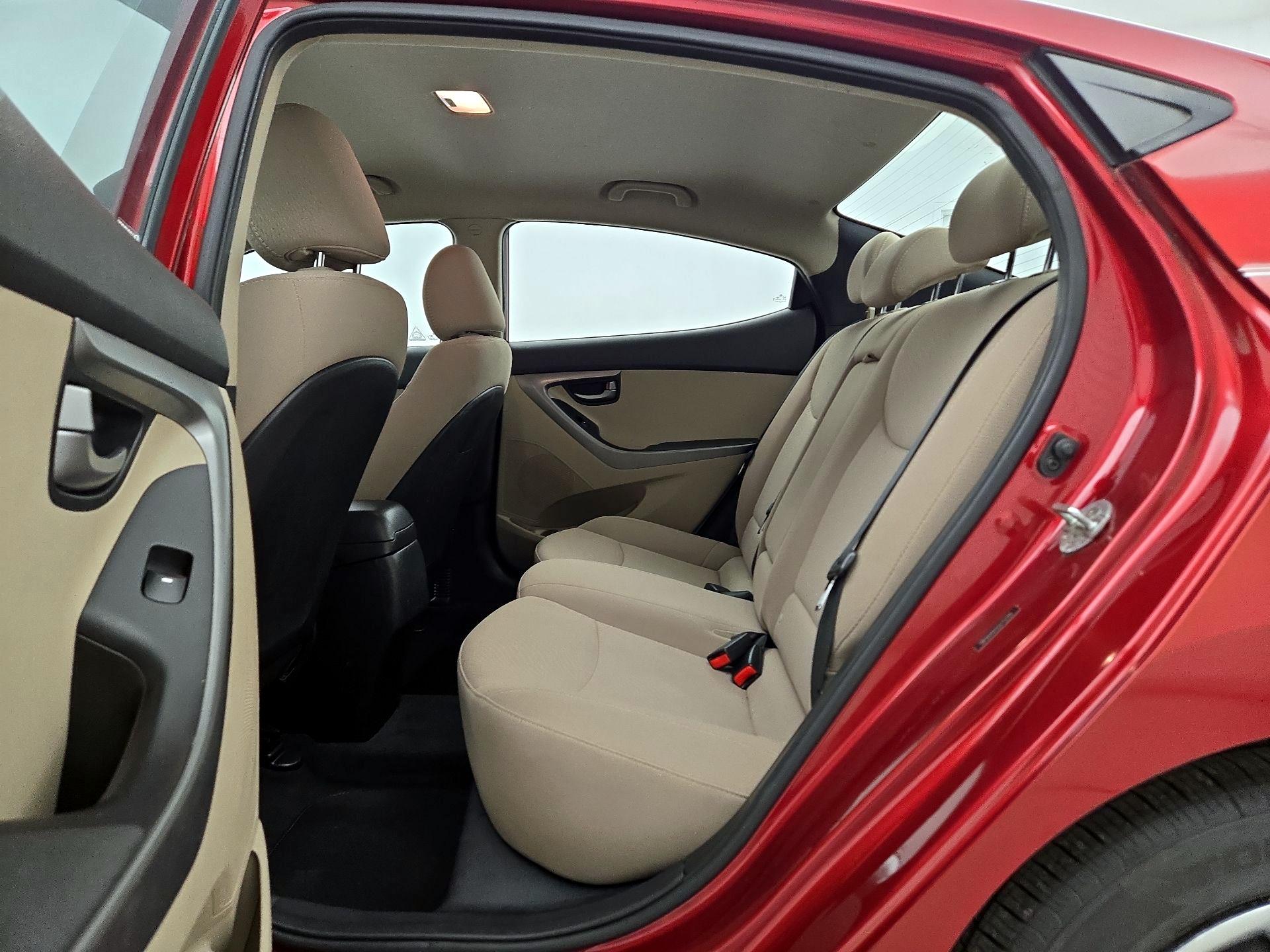 Thumbnail: 2016 Hyundai Elantra - 18