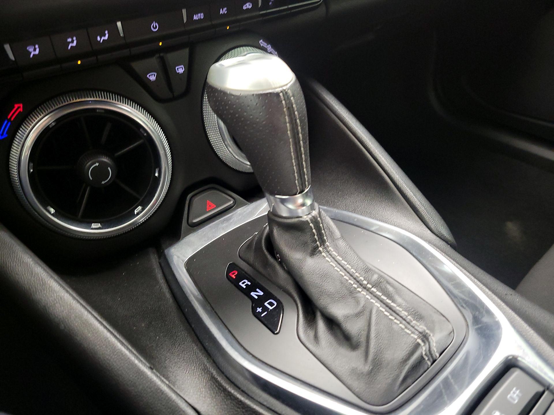 Thumbnail: 2017 Chevrolet Camaro - 16