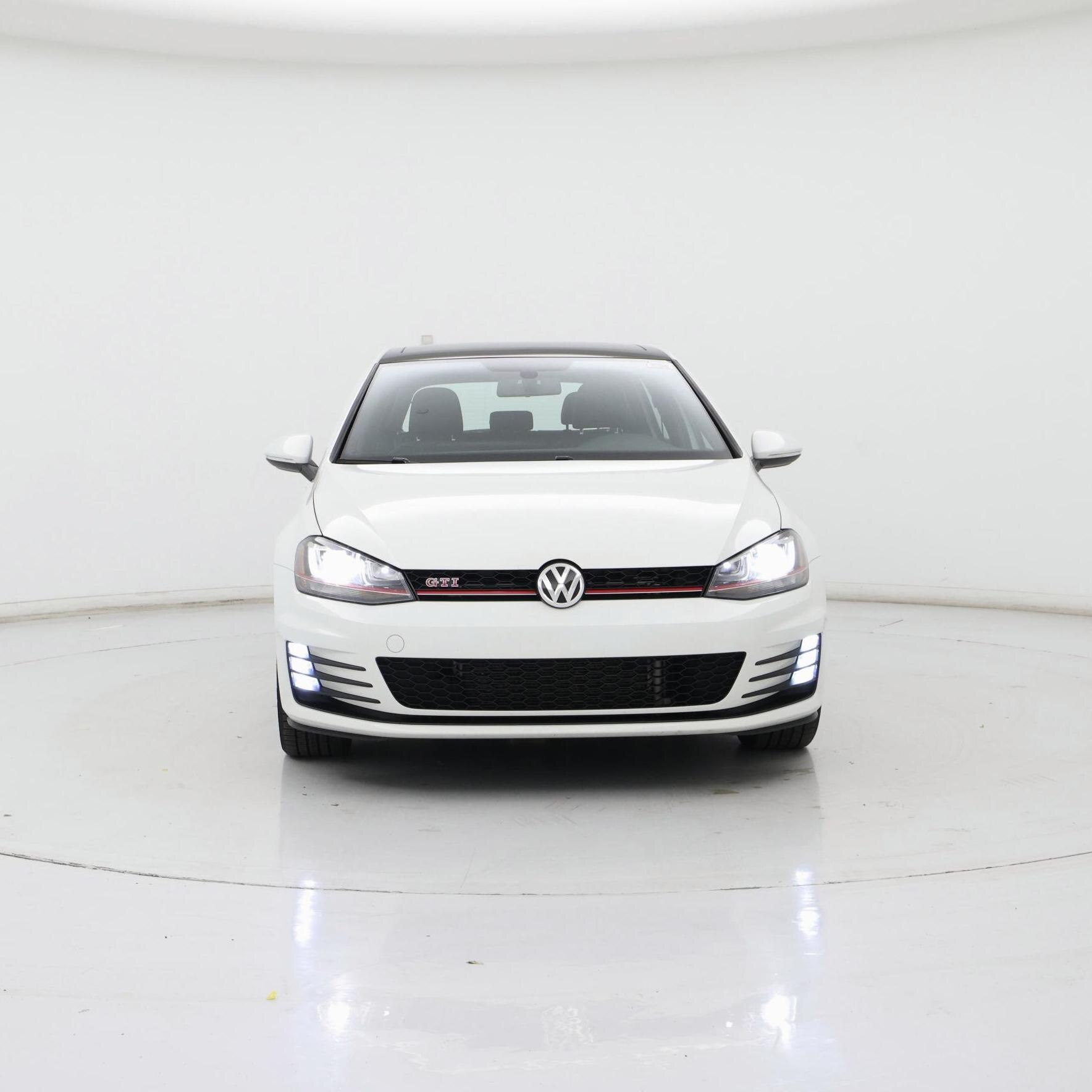 Thumbnail: 2016 Volkswagen Golf - 5