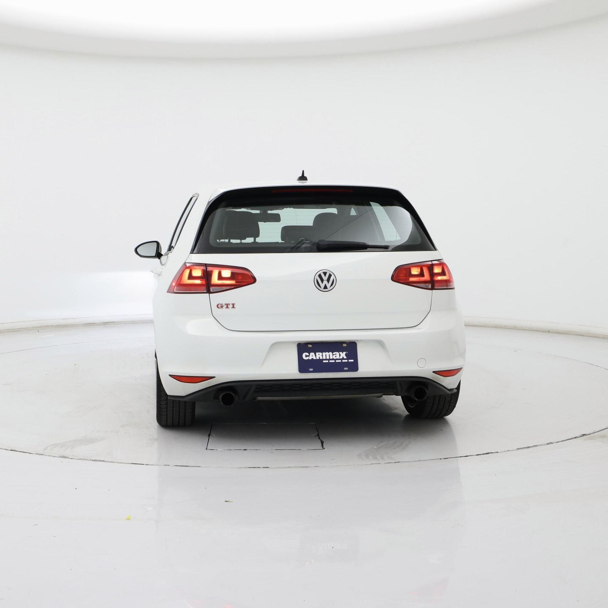 Thumbnail: 2016 Volkswagen Golf - 6