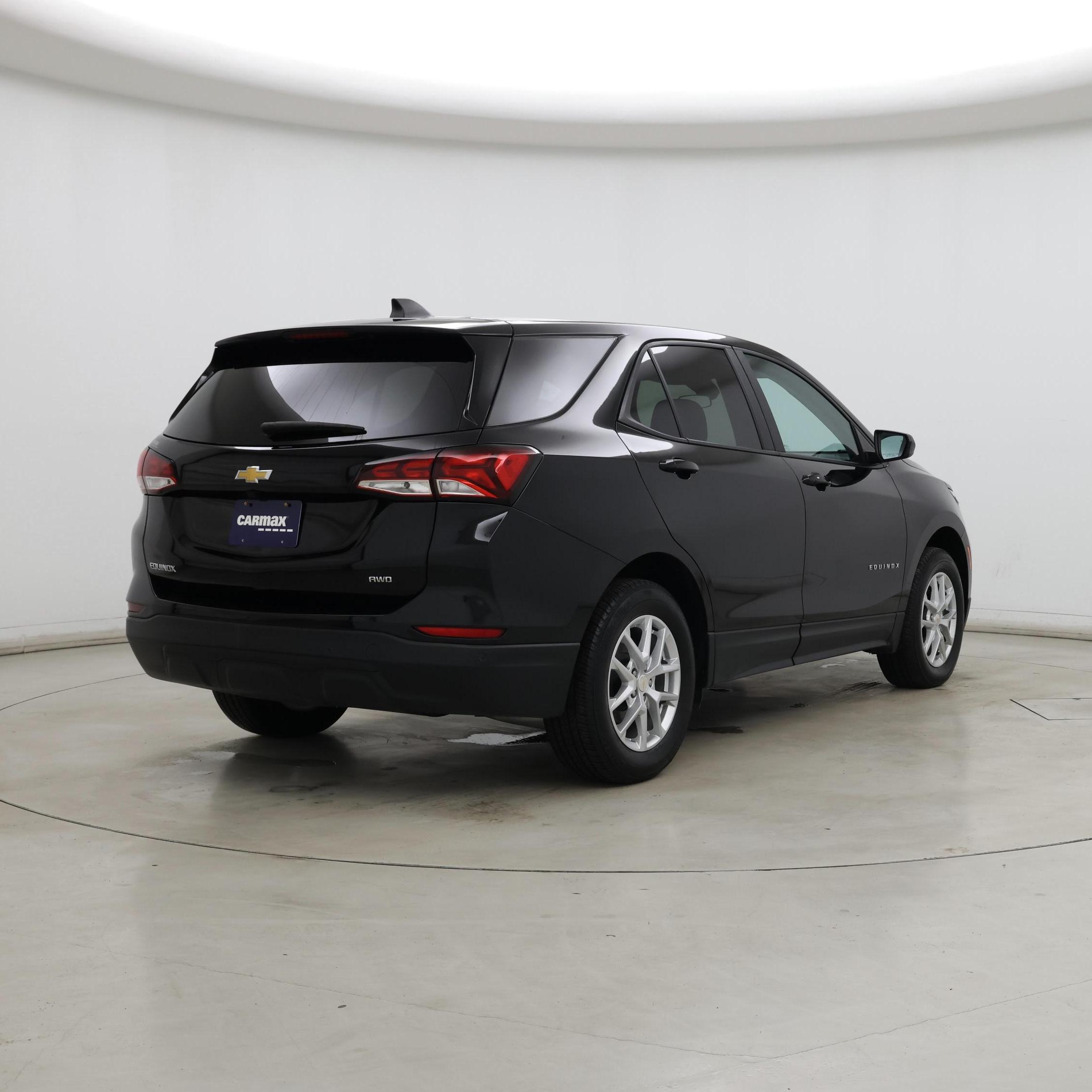 Thumbnail: 2023 Chevrolet Equinox - 8