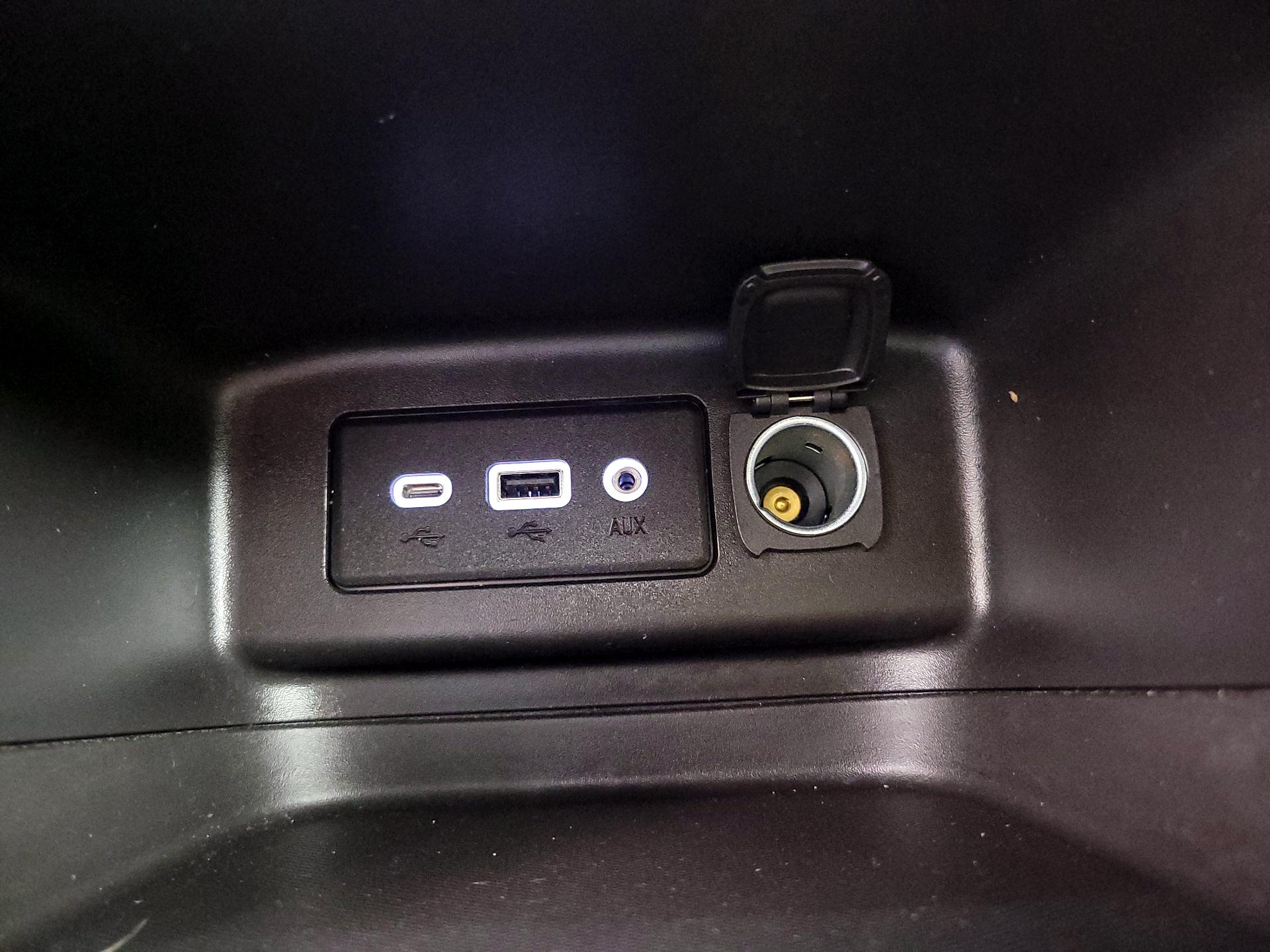 Thumbnail: 2023 Chevrolet Equinox - 18