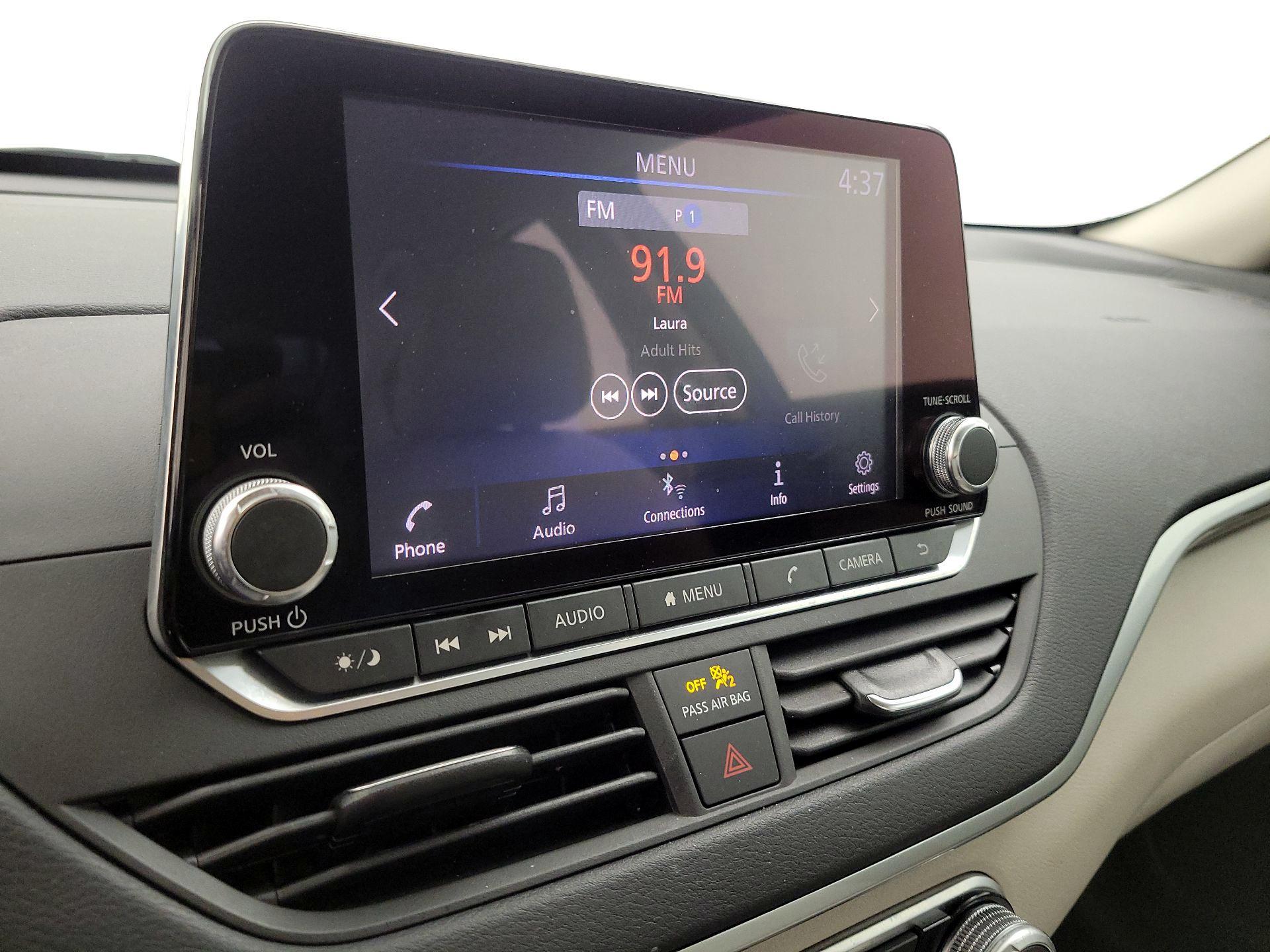 Thumbnail: 2020 Nissan Altima - 15