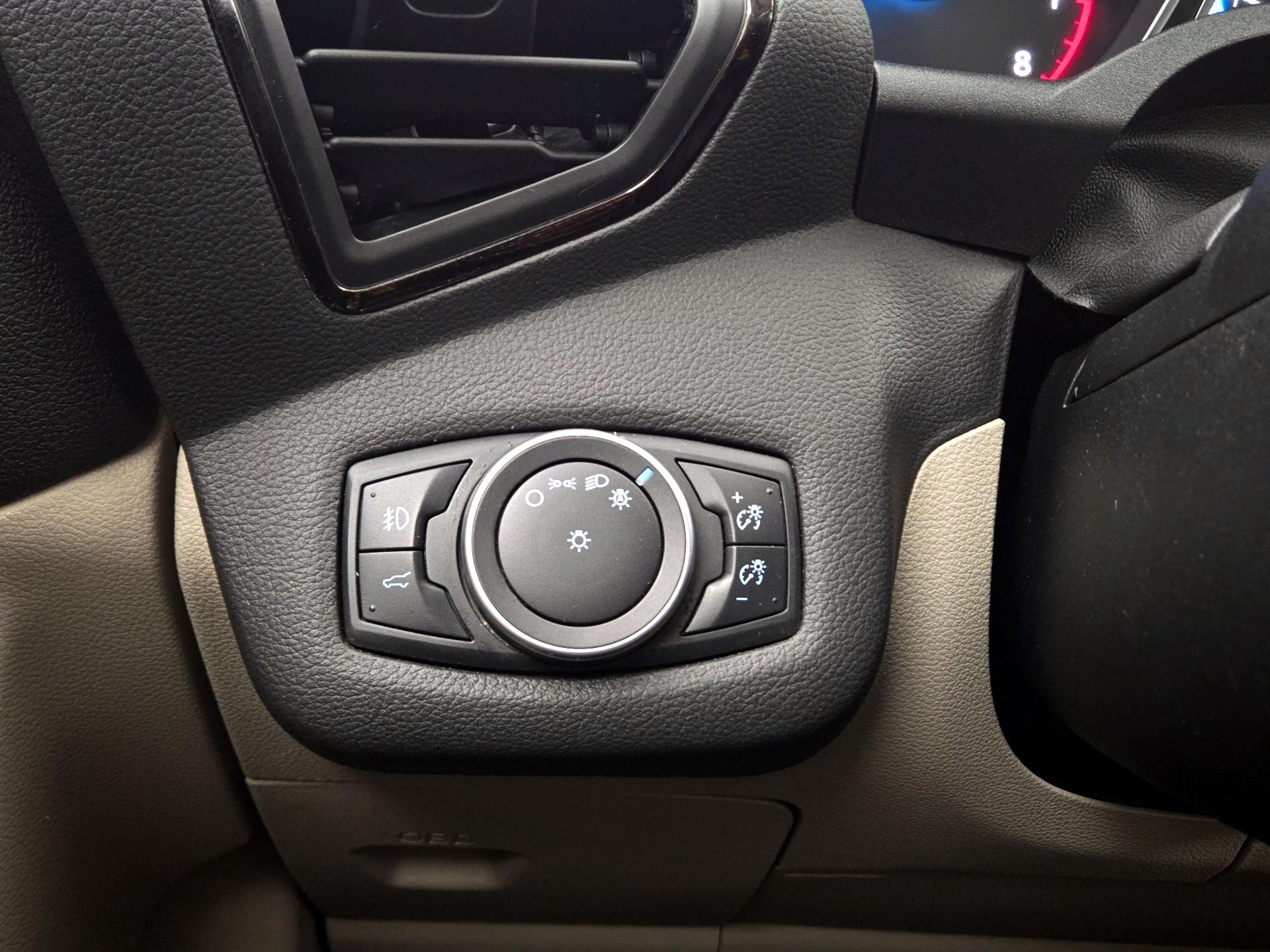 Thumbnail: 2018 Ford Escape - 13