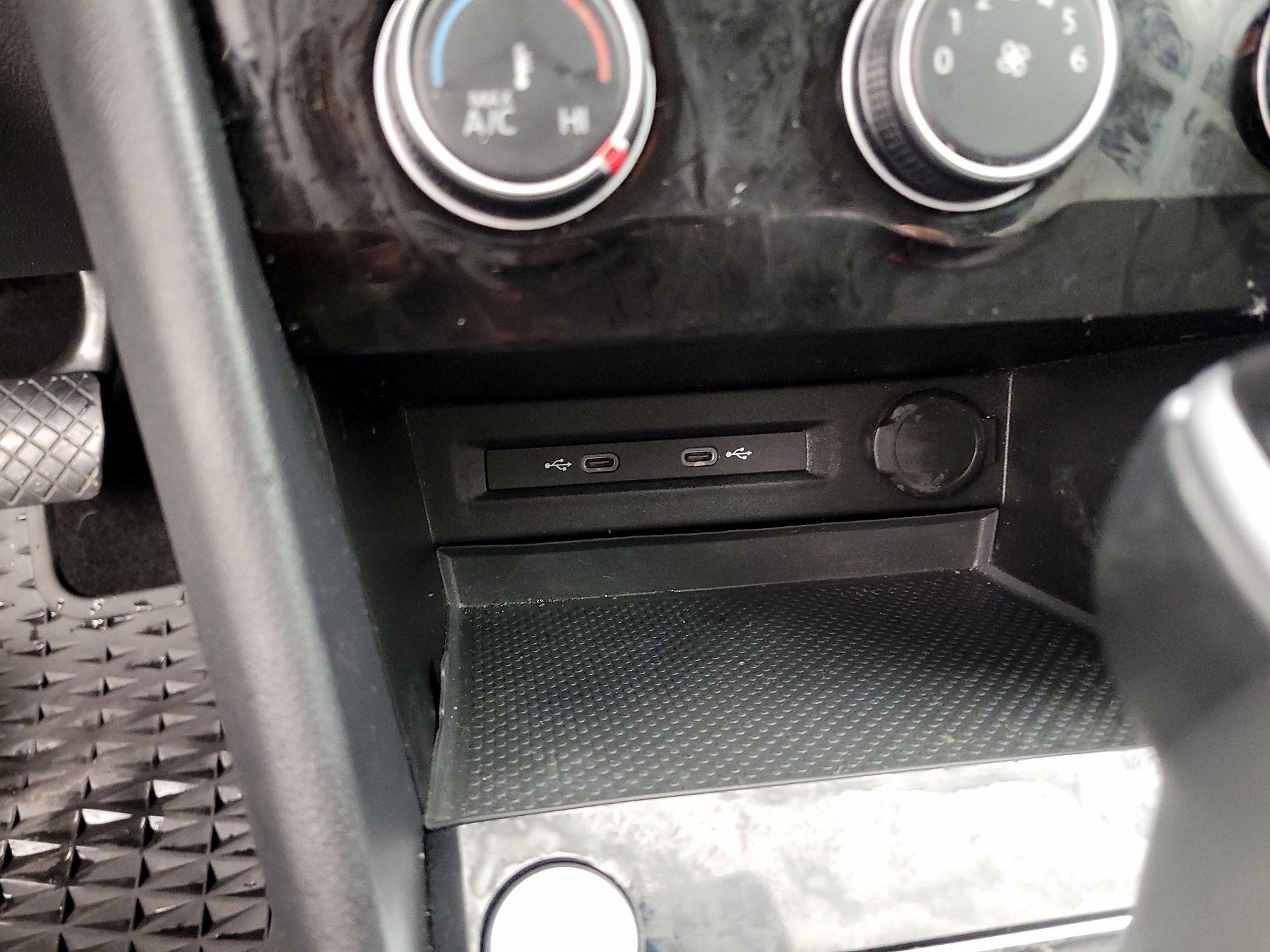 Thumbnail: 2024 Volkswagen Taos - 18