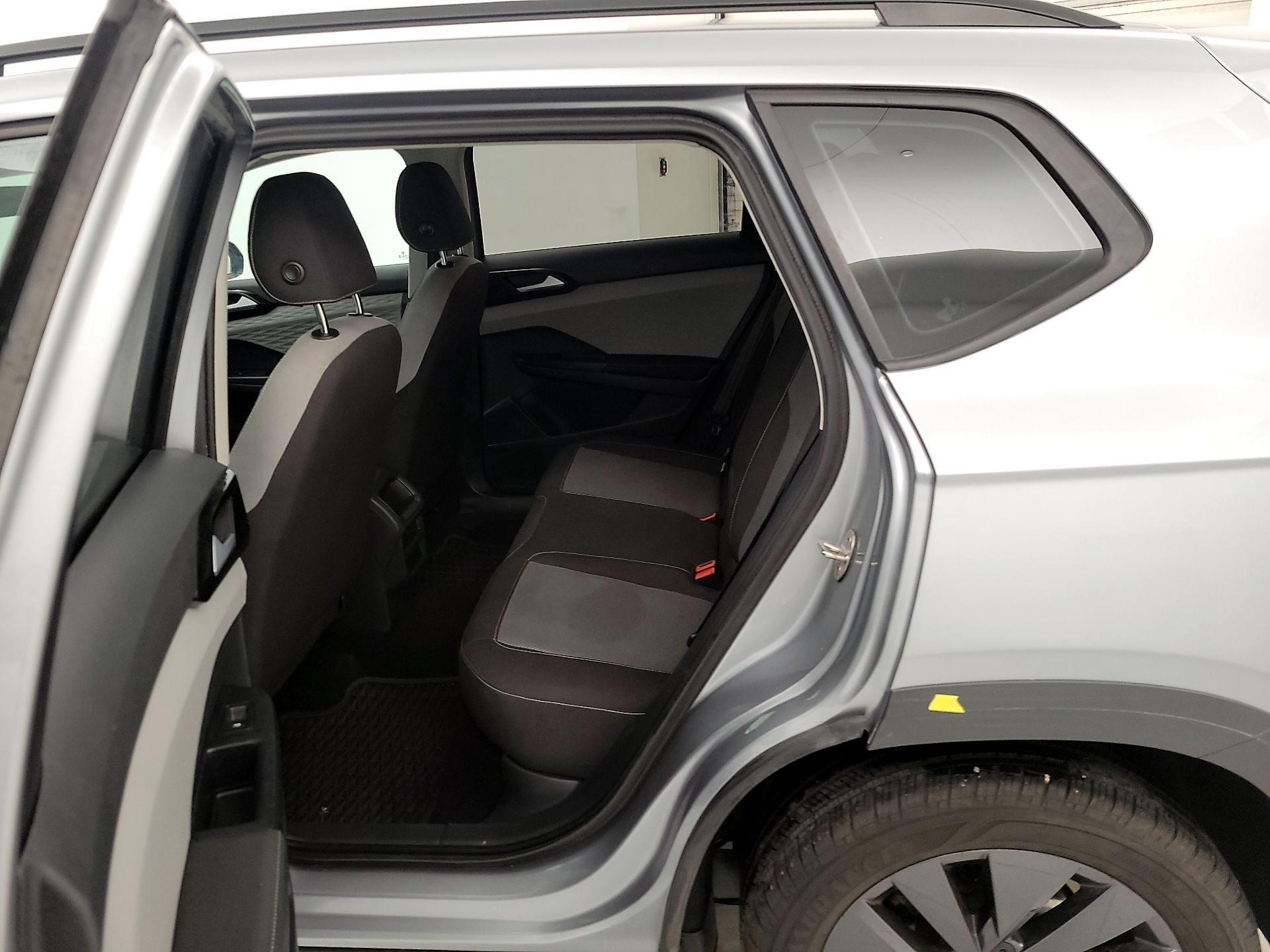 Thumbnail: 2024 Volkswagen Taos - 19