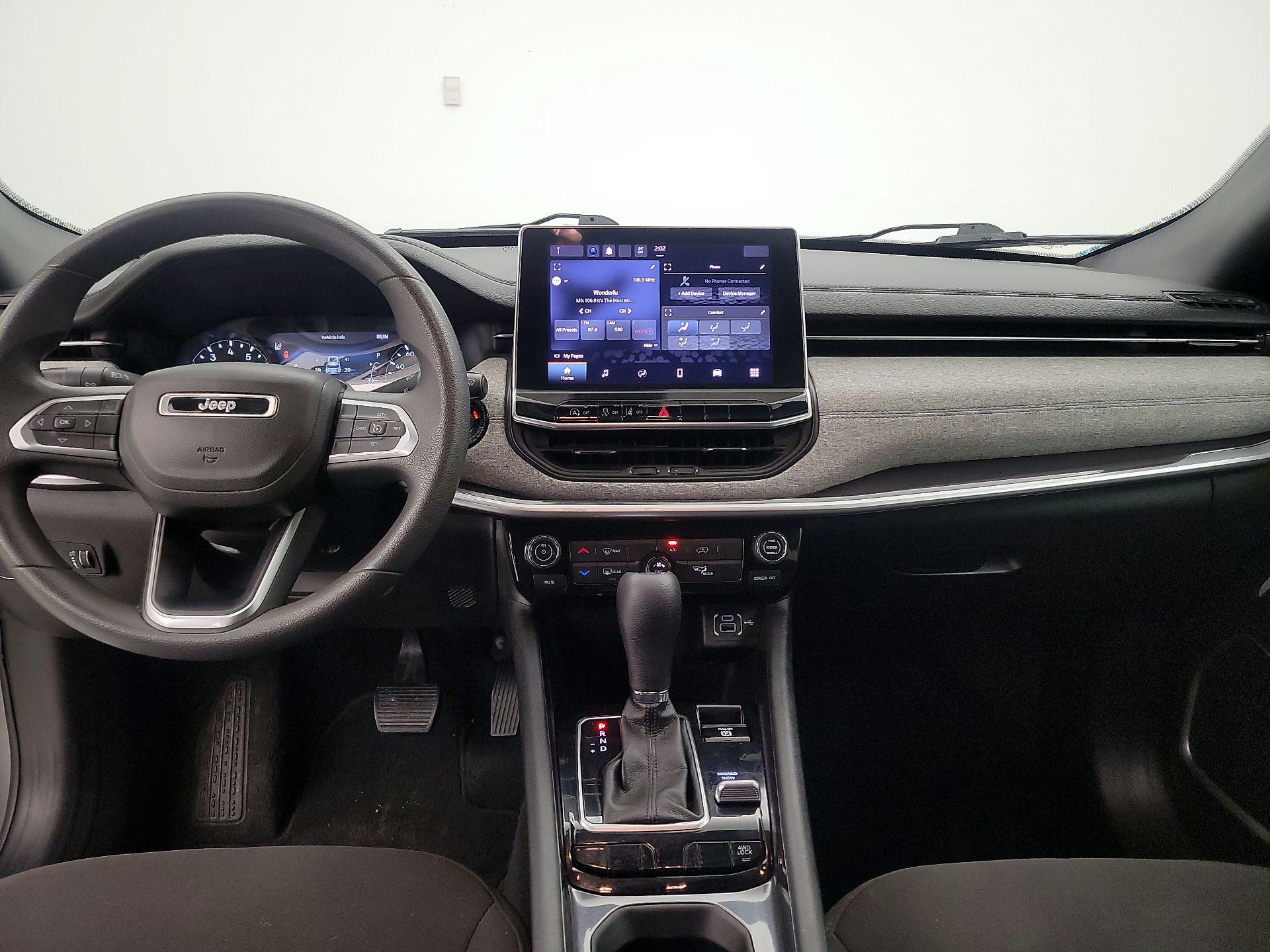 Thumbnail: 2023 Jeep Compass - 9